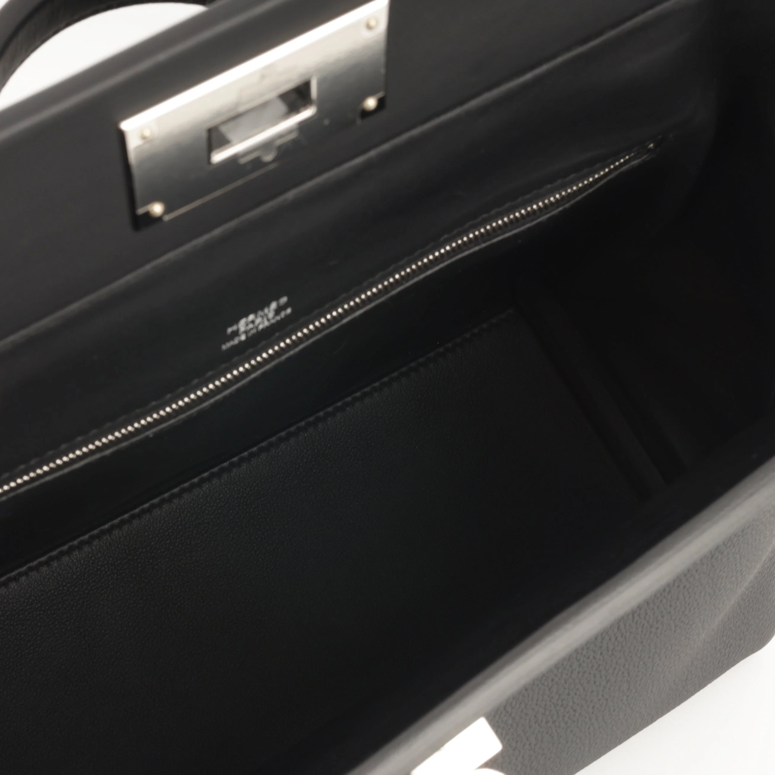 Hermès 24/24 29 - Noir Togo/ Swift | Palladium Hardware - Image 4