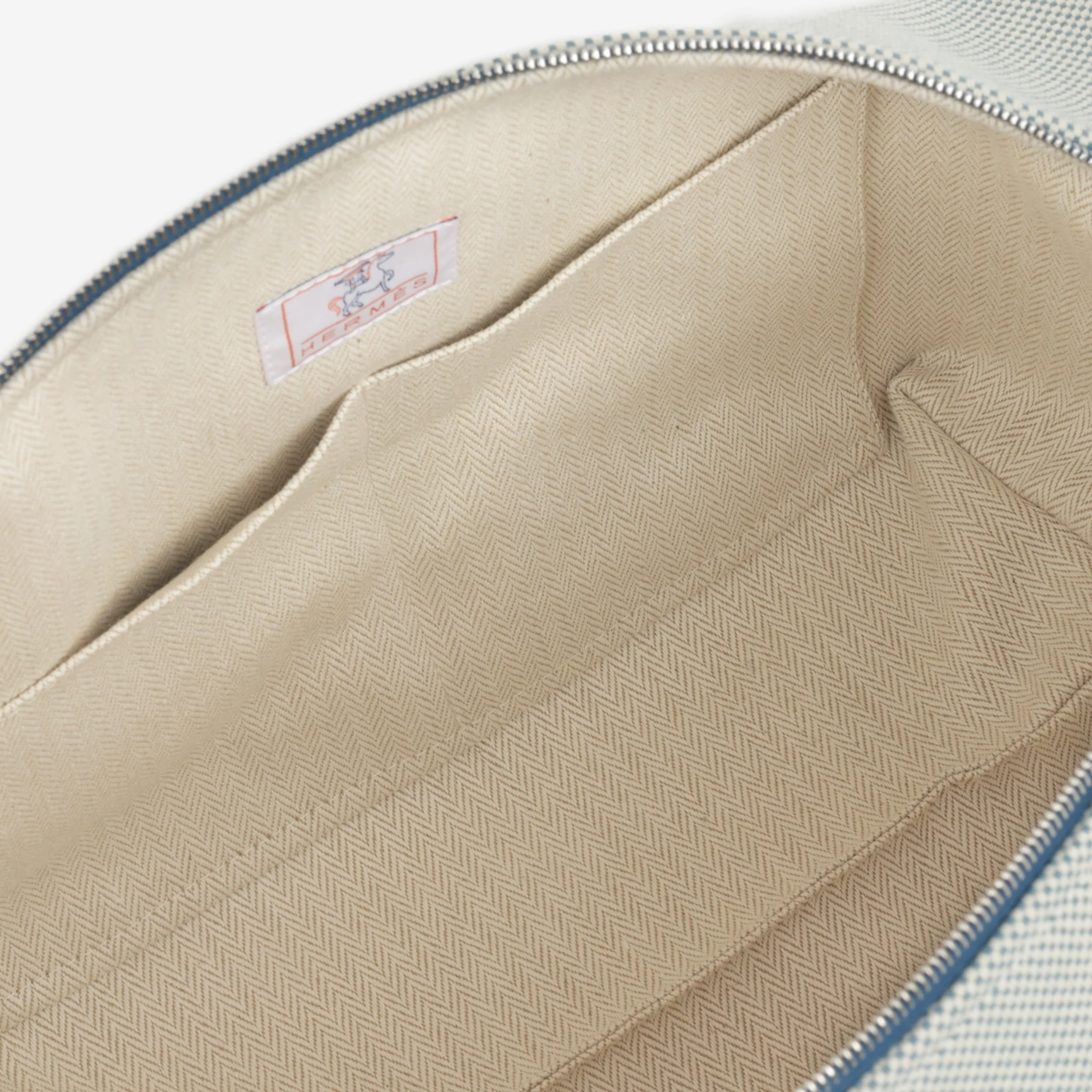 Hermès Bride-A-Brac Cabriole GM - Bleu Nattier | Palladium Hardware (NWT) - Image 5