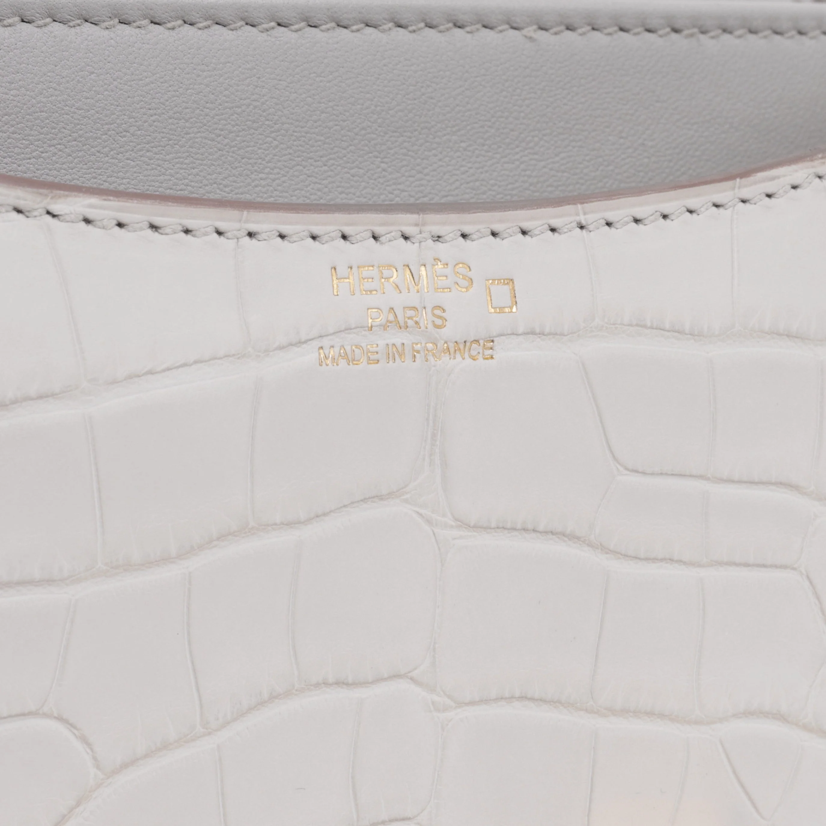Hermès Constance 18 - Beton Alligator |  Gold Hardware - Image 5