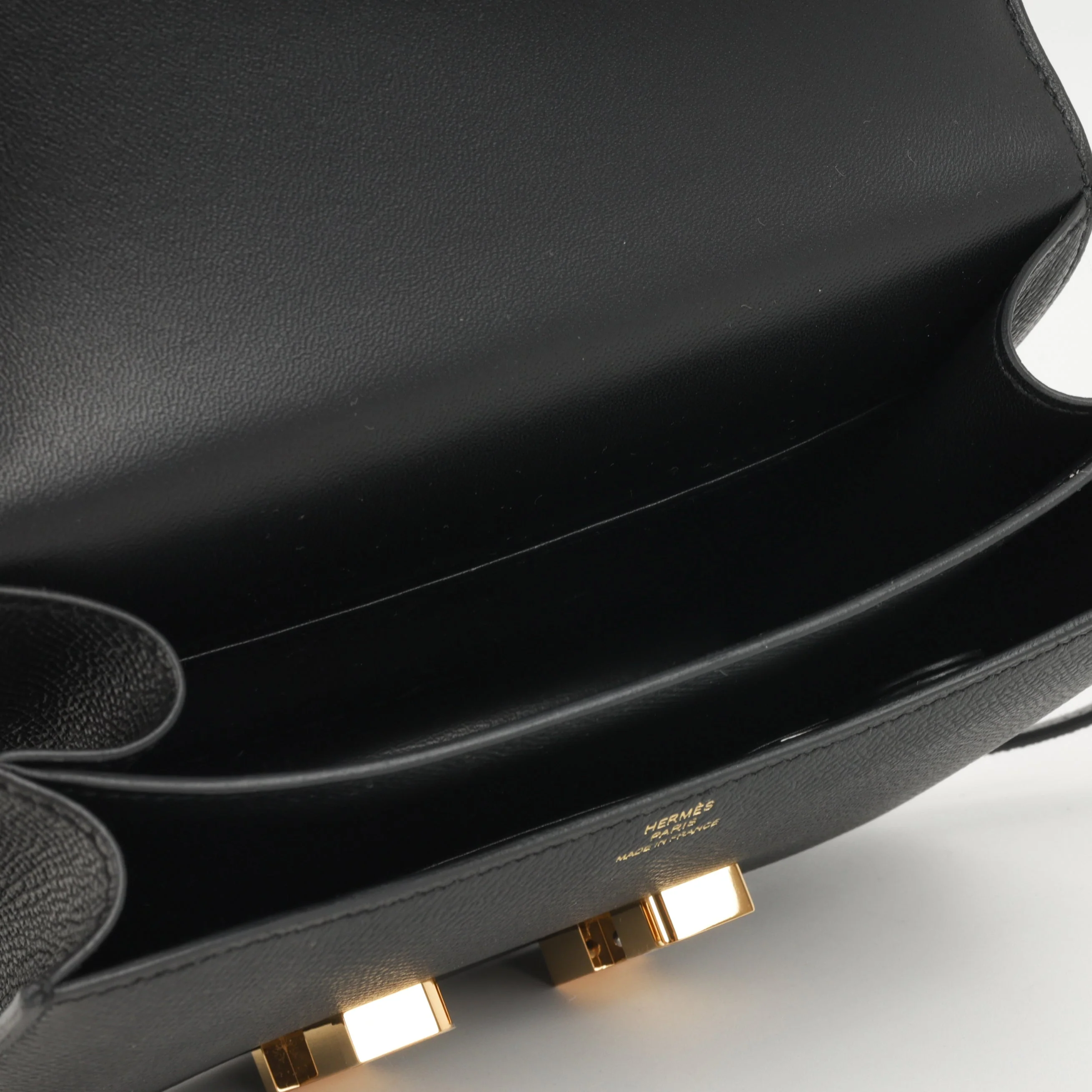 Hermès Constance 18 - Black Epsom | Gold Hardware - Image 6