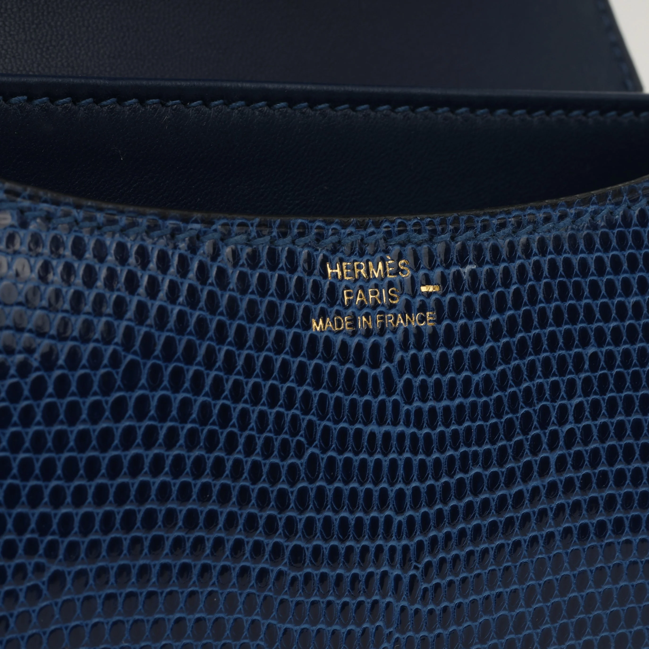 Hermès Constance 18 - Bleu Saphire Varanus Niloticus Lizard | Gold Hardware - Image 3