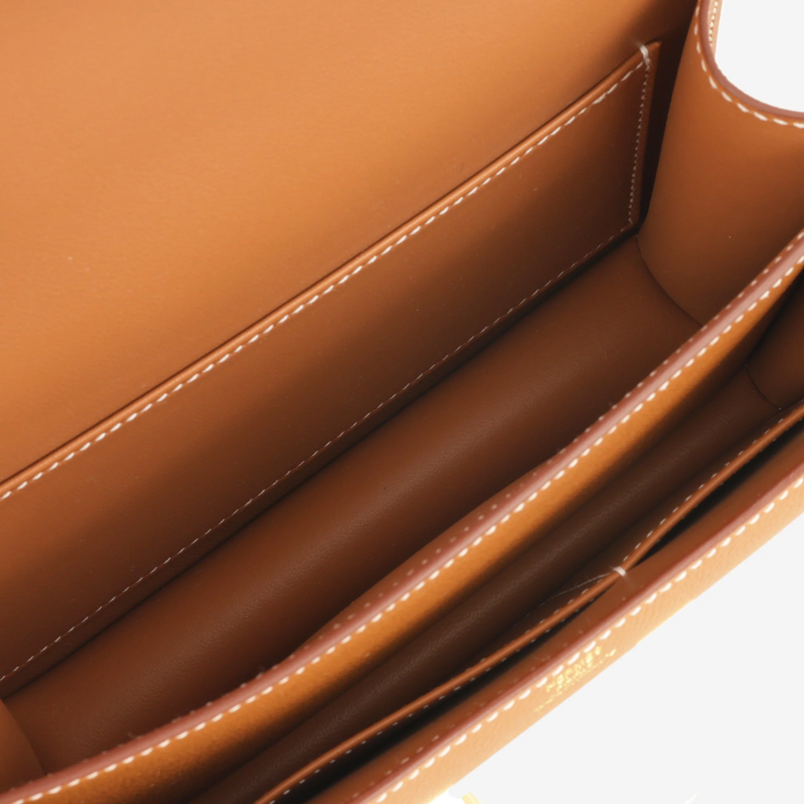 Hermès Constance 18 - Gold Epsom | Gold Hardware - Image 5