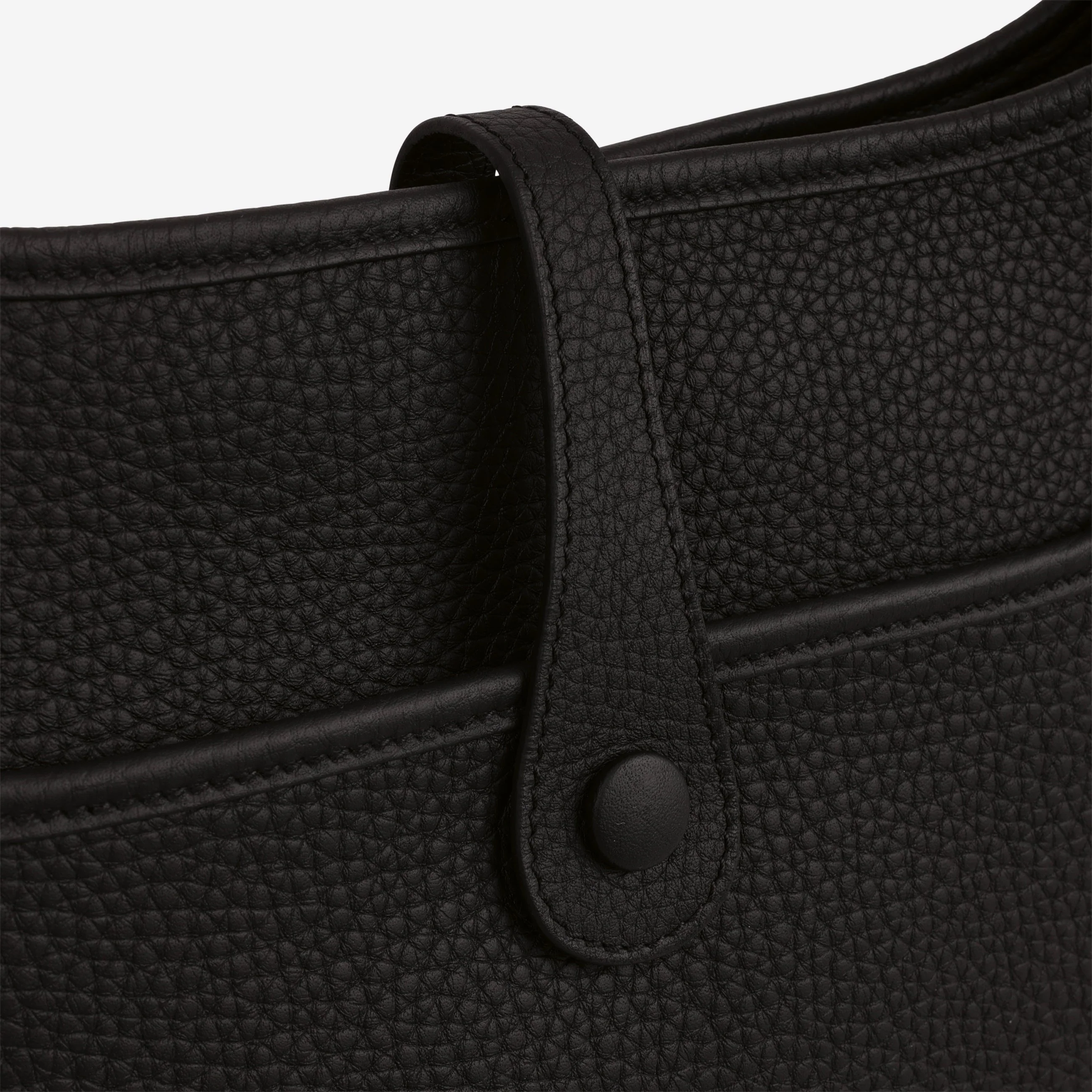 Hermès Evelyne 29 - Black Clemence | Gold Hardware - Image 7