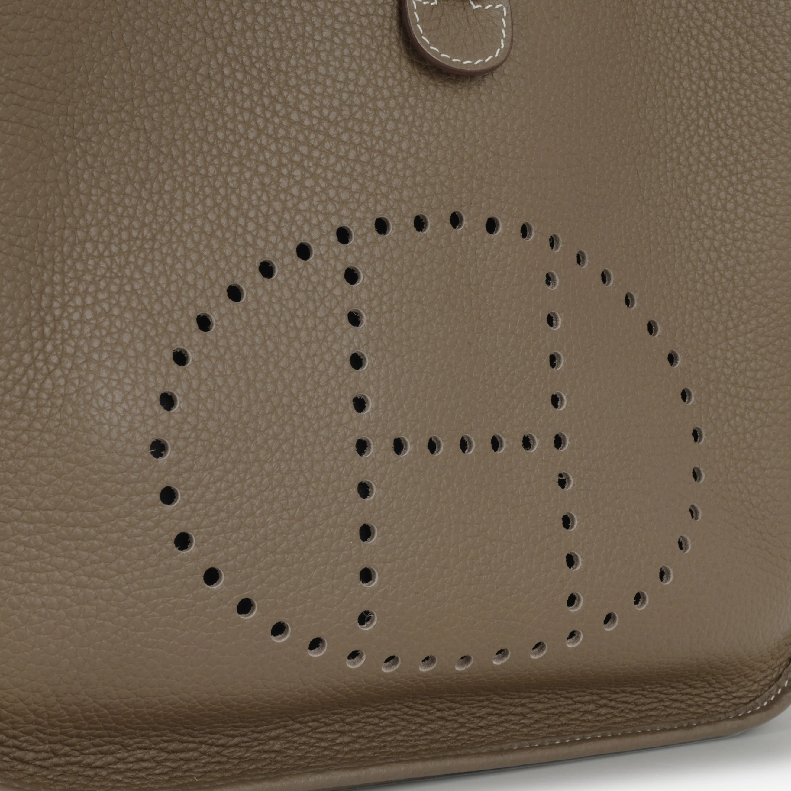 Hermès Evelyne PM - Etoupe Clemence | Gold Hardware - Image 5