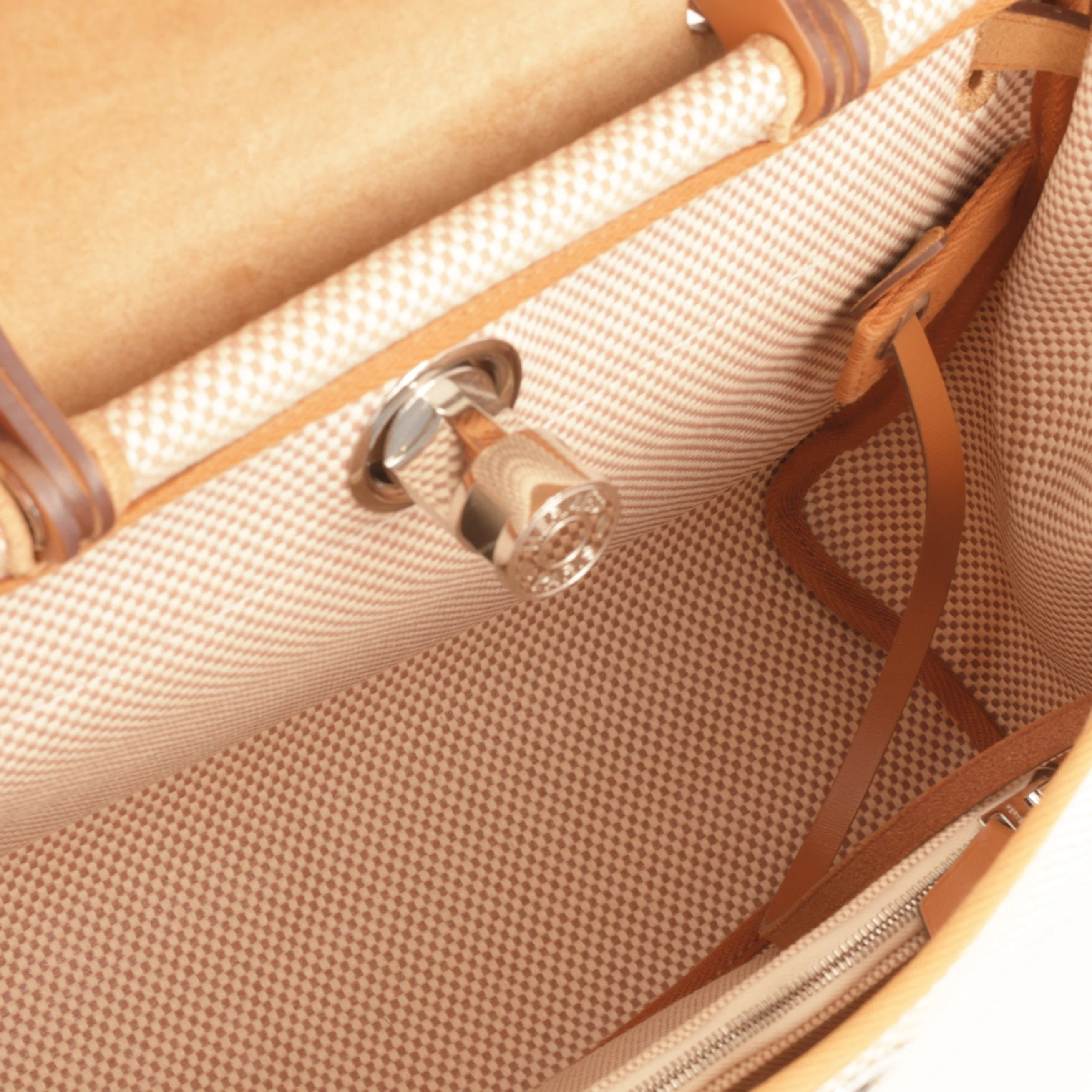 Hermès Herbag 31 - Ecru Viking Criss Toile Canvas / Naturel Sable Hunter | Palladium Hardware - Image 6