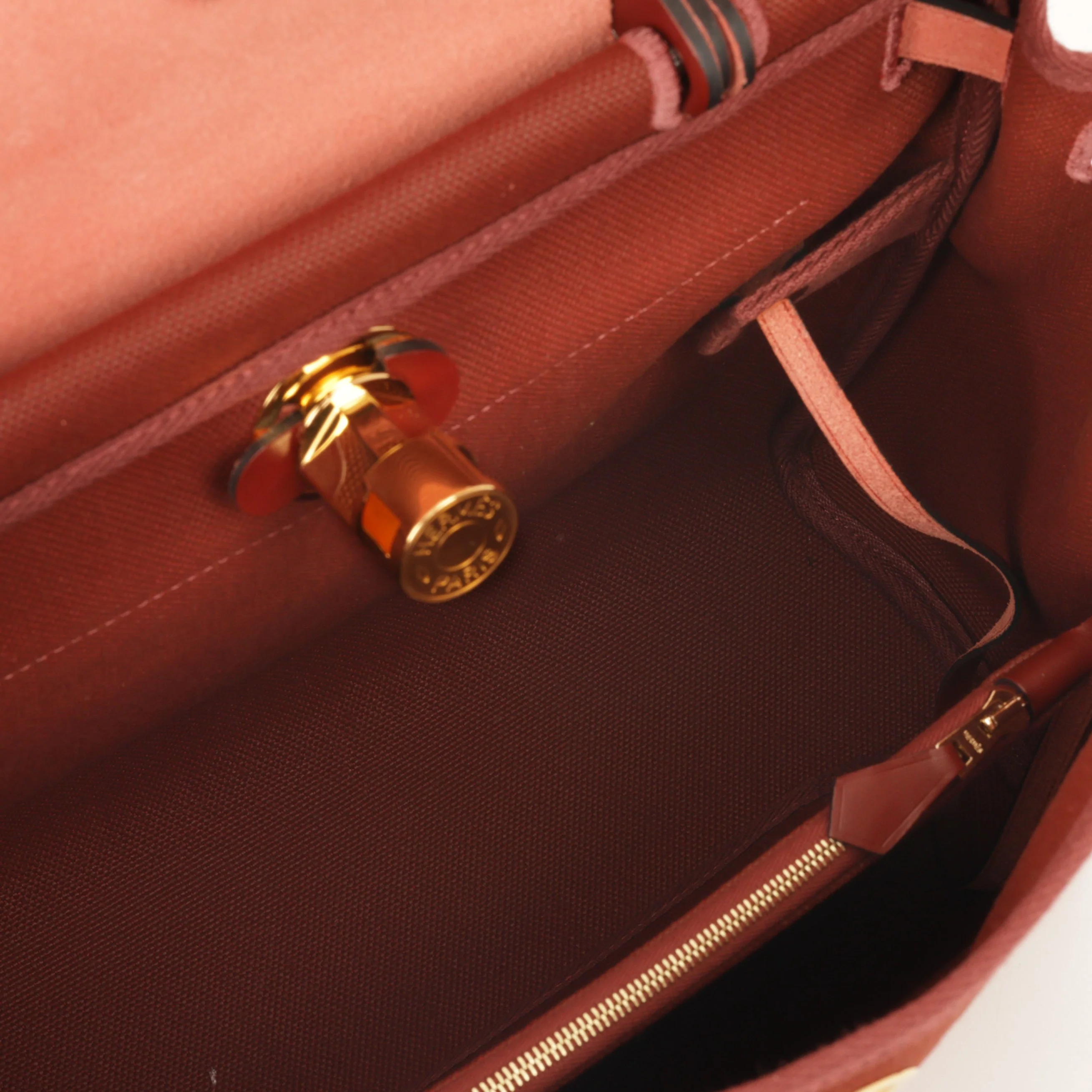 Hermès Herbag 31 - Rouge H Canvas / Hunter | Gold Hardware - Image 7