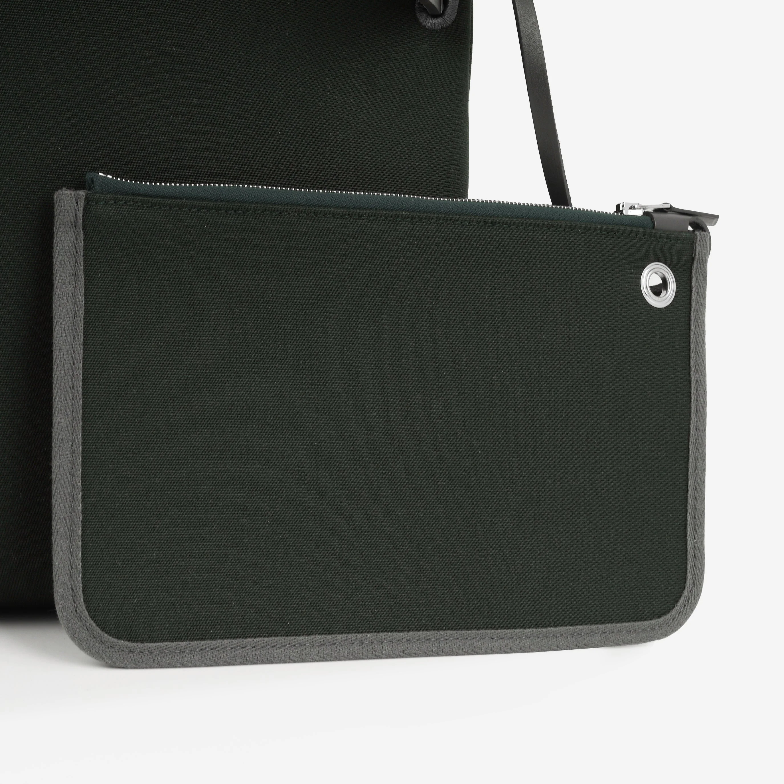 Hermès Herbag 31 - Vert Cypres / Ardoise Hunter | Palladium Hardware - Image 3