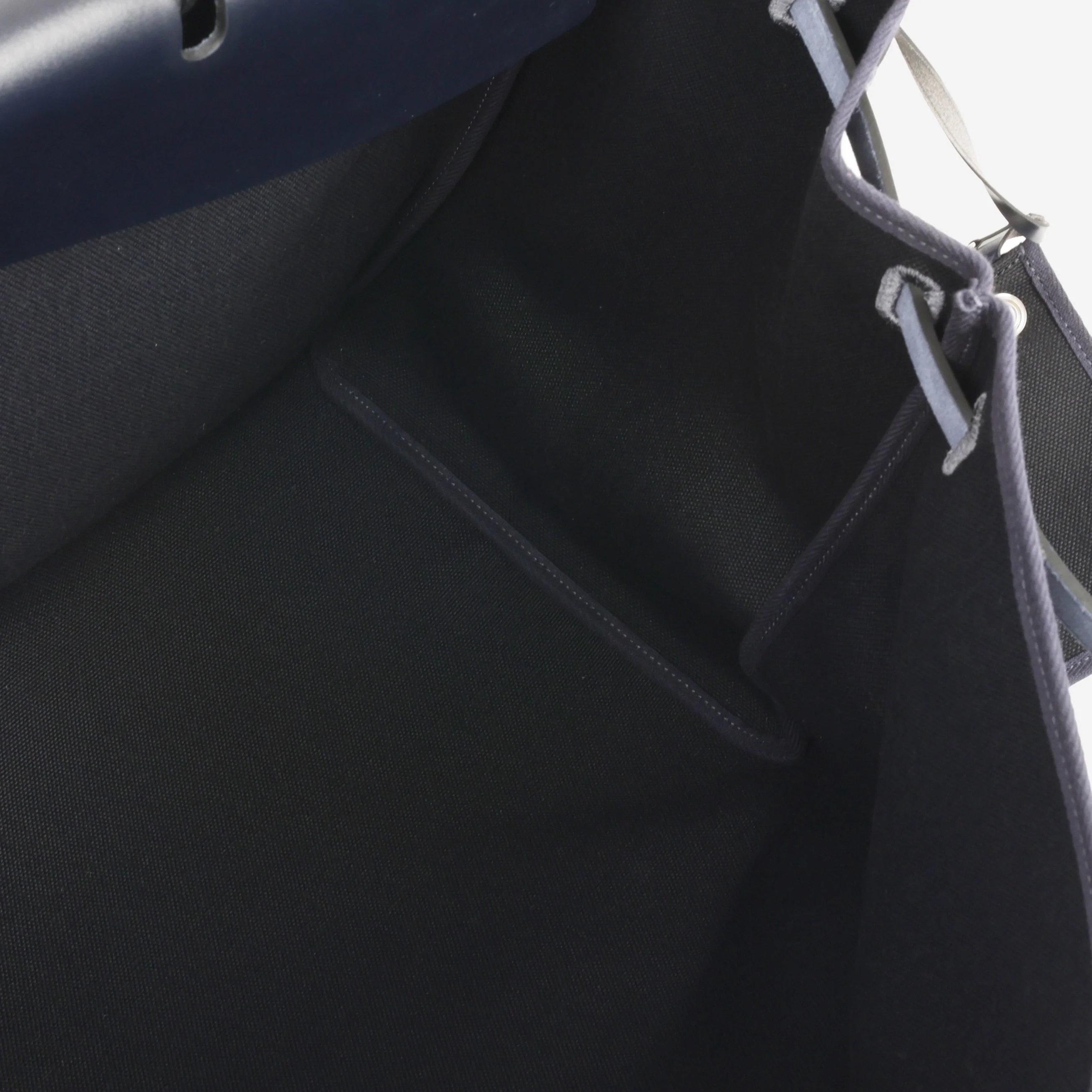 Herbag Zip Cabine Bag - Bleu Indigo / Noir Hunter | Palladium Hardware - Image 5