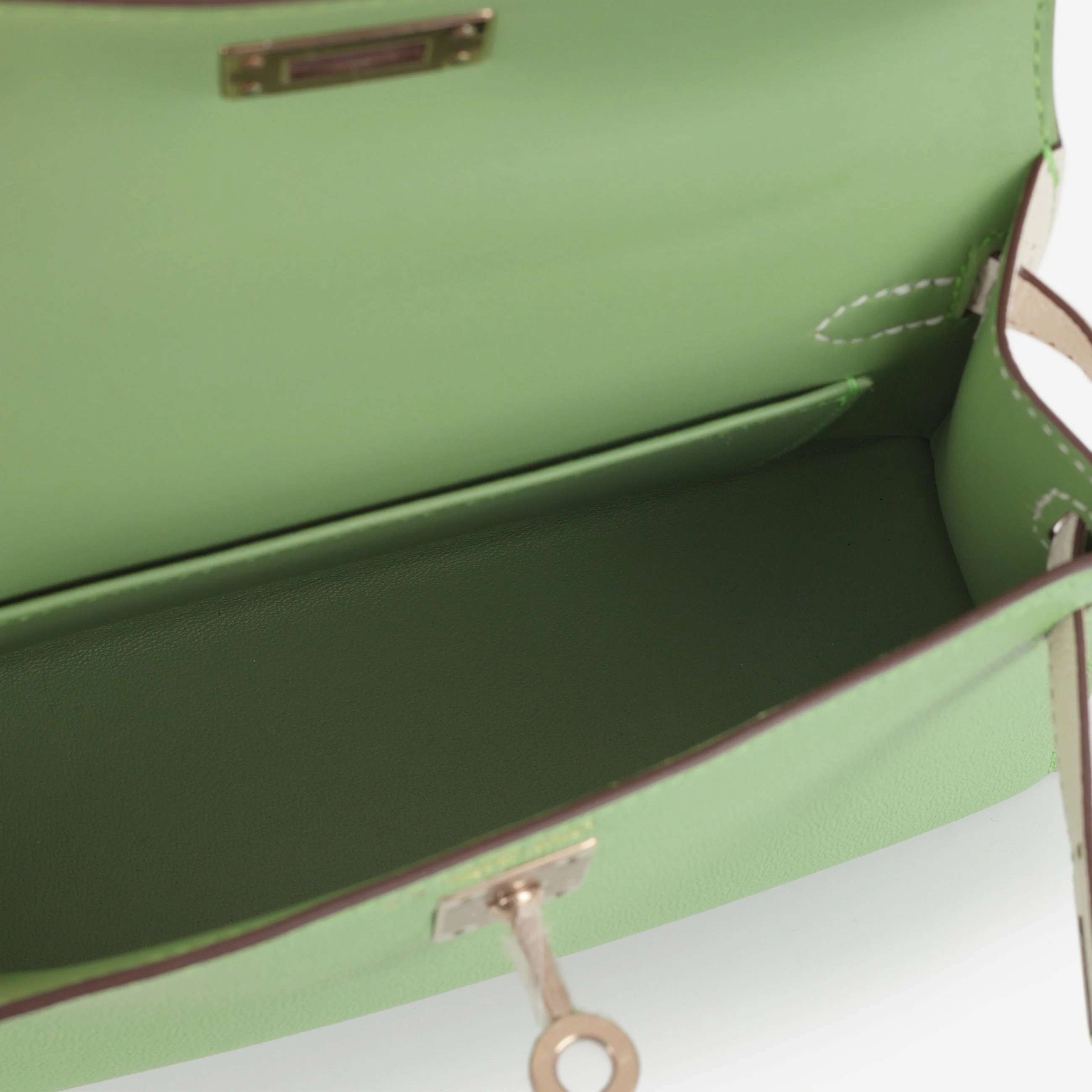 Hermès HSS Mini Kelly 20 - Vert Criquet / Craie Chevre | Permabrass Hardware - Image 8