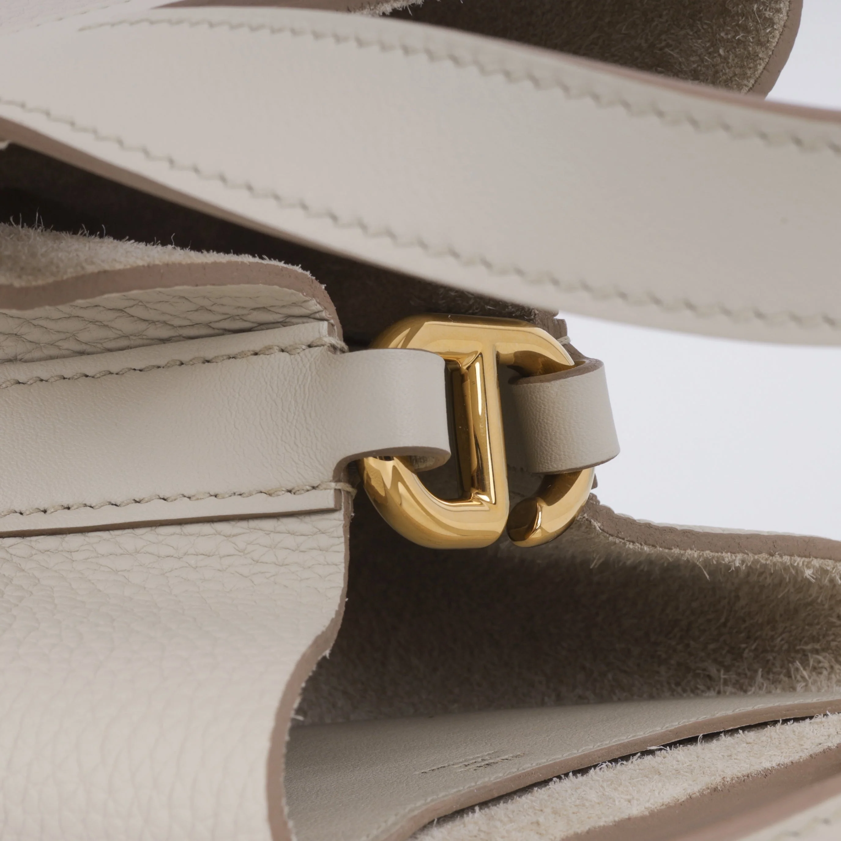 Hermès In-The-Loop 18 Bag - Beton Clemence/Swift | Gold Hardware - Image 6