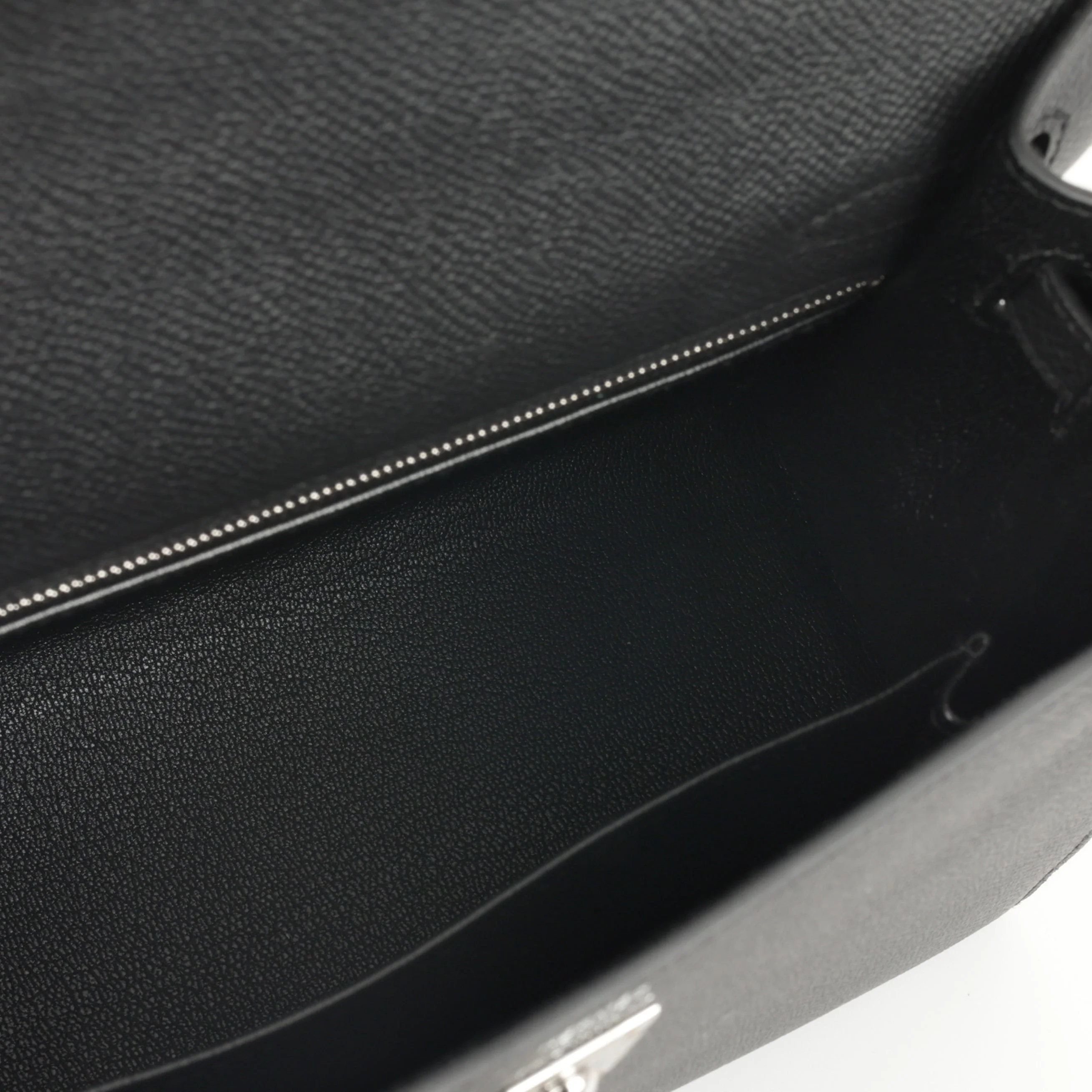 Hermès Kelly 25 - Black Epsom | Palladium Hardware (NWT) - Image 6