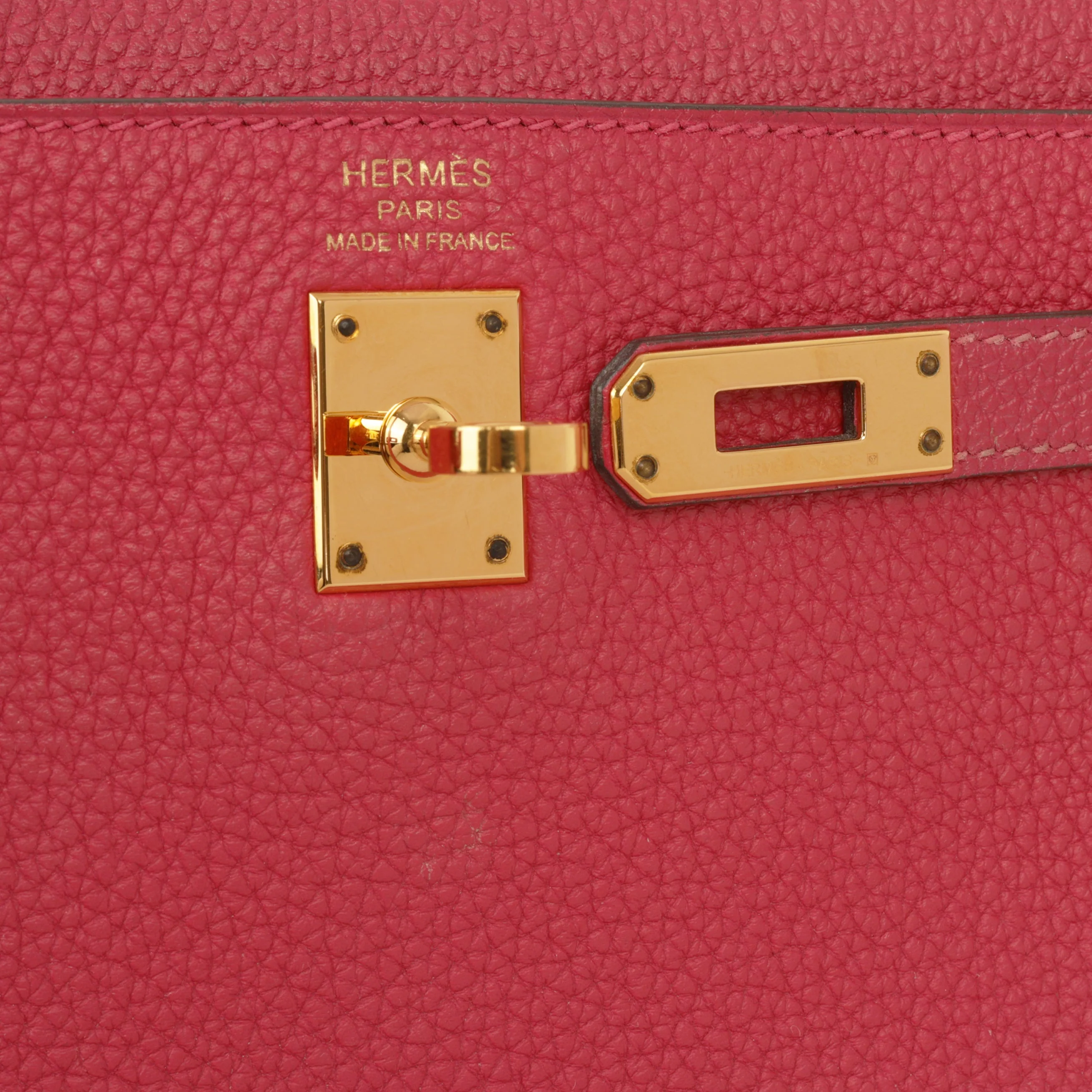 Hermès Kelly 25 - Framboise Togo | Gold Hardware - Image 8