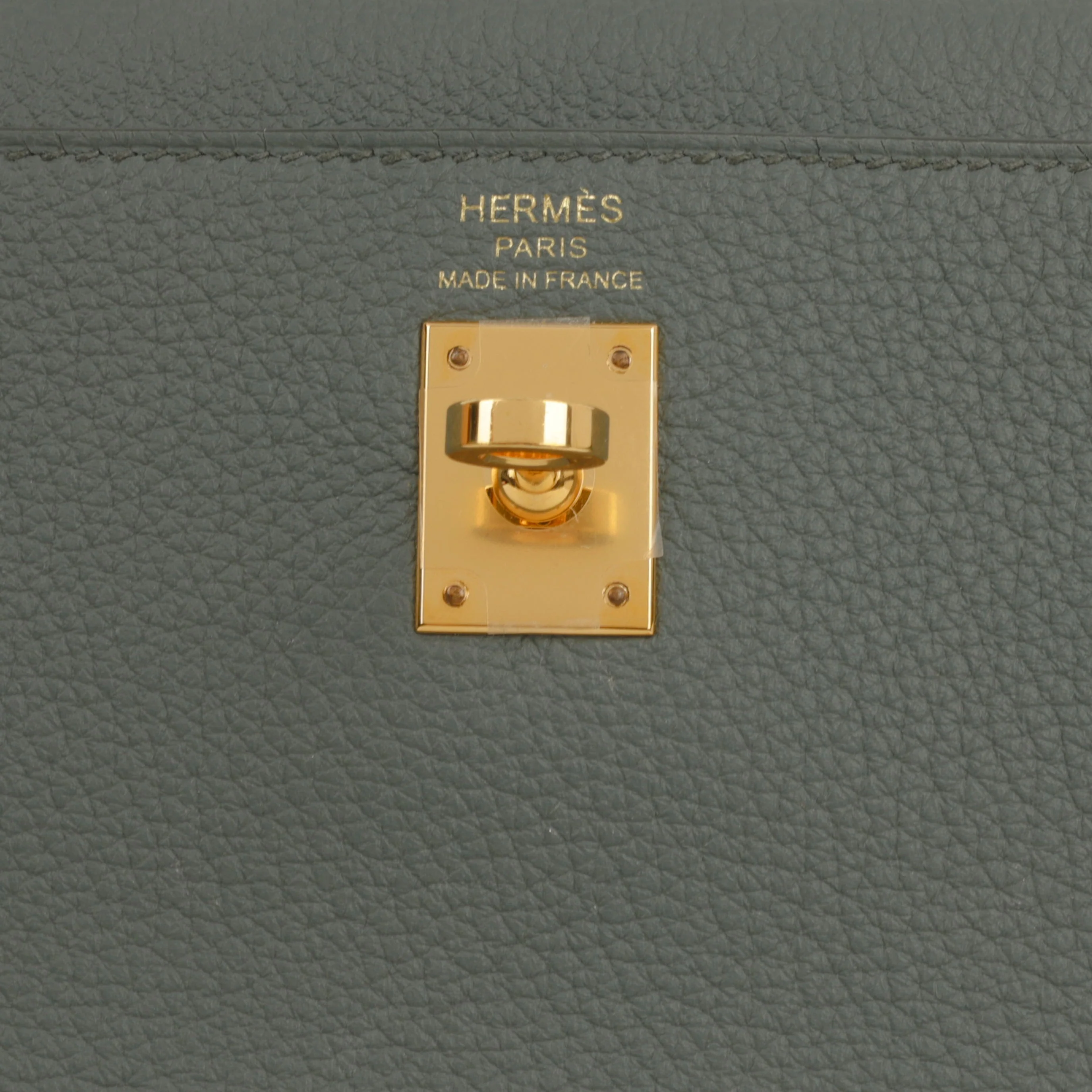 Hermès Kelly 25 - Vert Amande Togo | Gold Hardware - Image 13