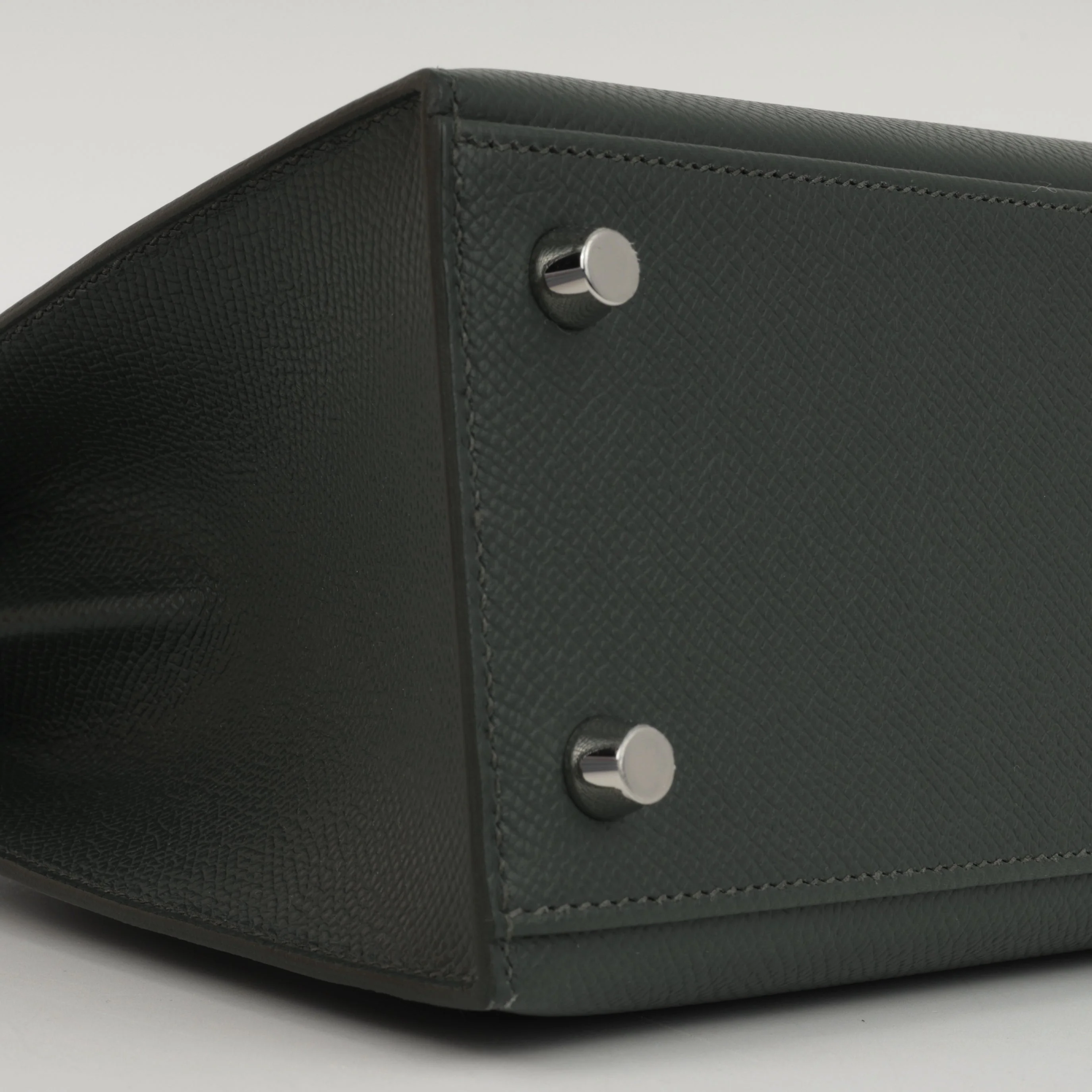 Hermès Kelly 25 - Vert Mangrove Epsom | Palladium Hardware - Image 4