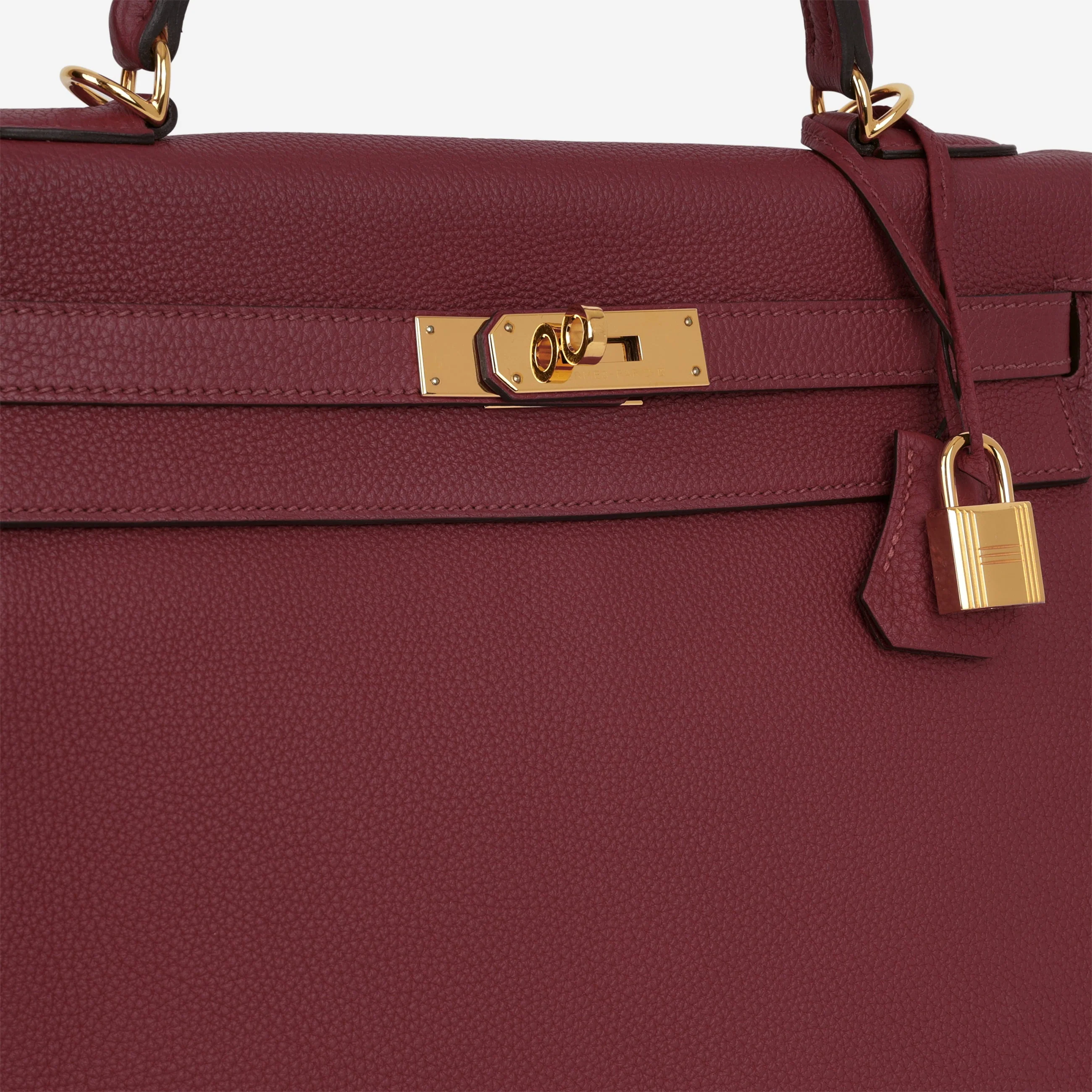 Hermès Kelly 32 - Rouge Grenat Togo | Gold Hardware - Image 10