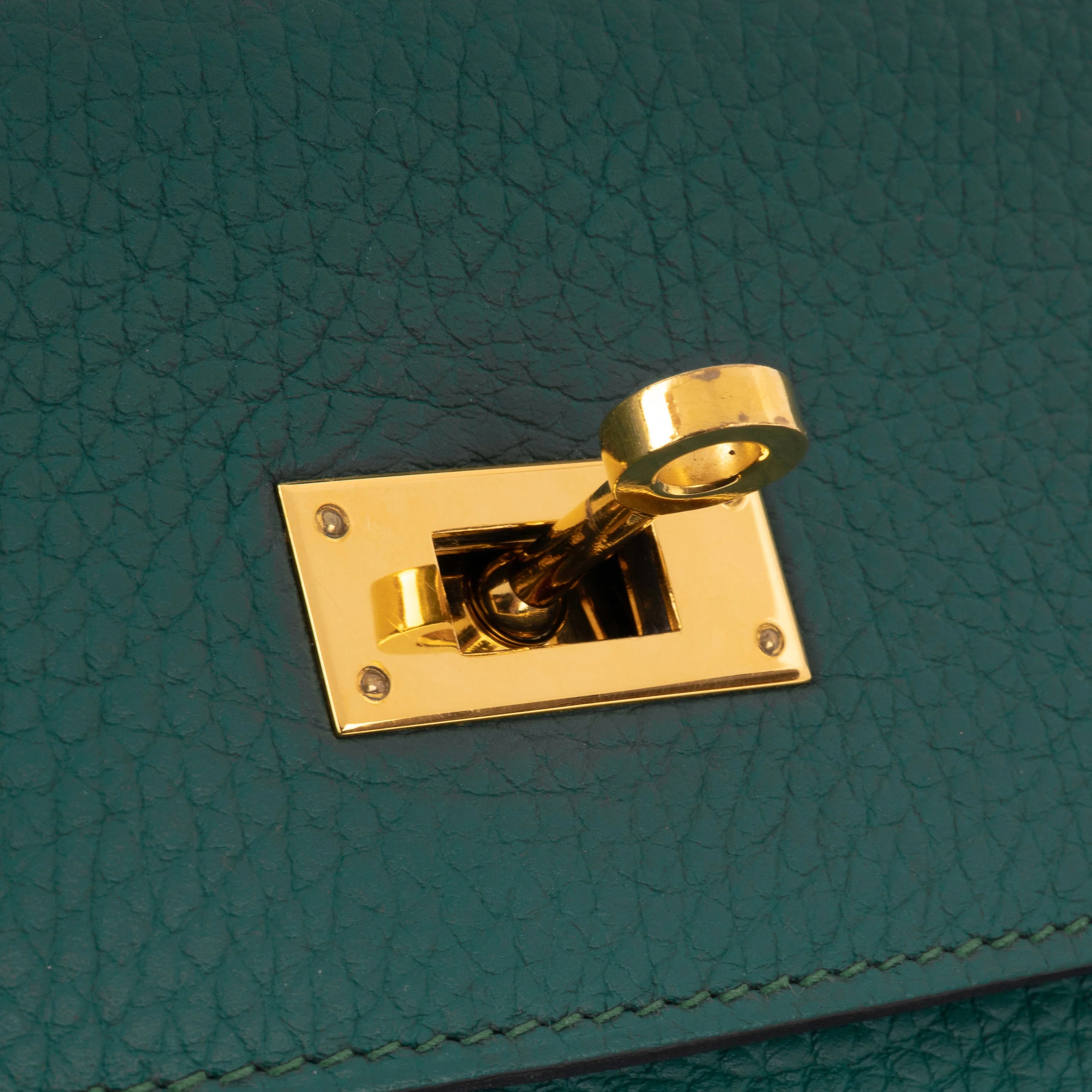 Hermès Kelly 35 - Malachite Clemence | Gold Hardware - Image 7