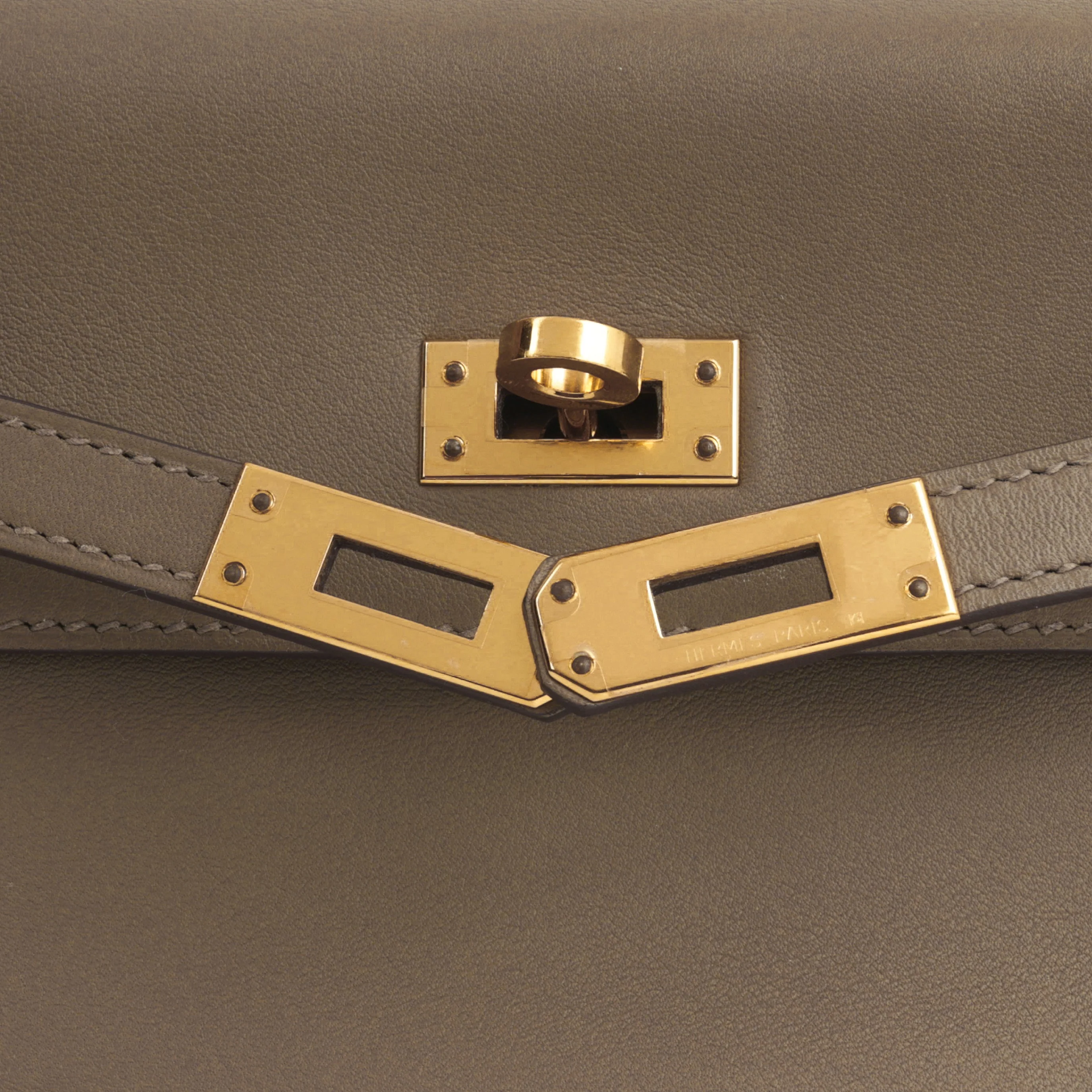 Hermès Kelly Moove - Etoupe Swift | Gold Hardware - Image 9