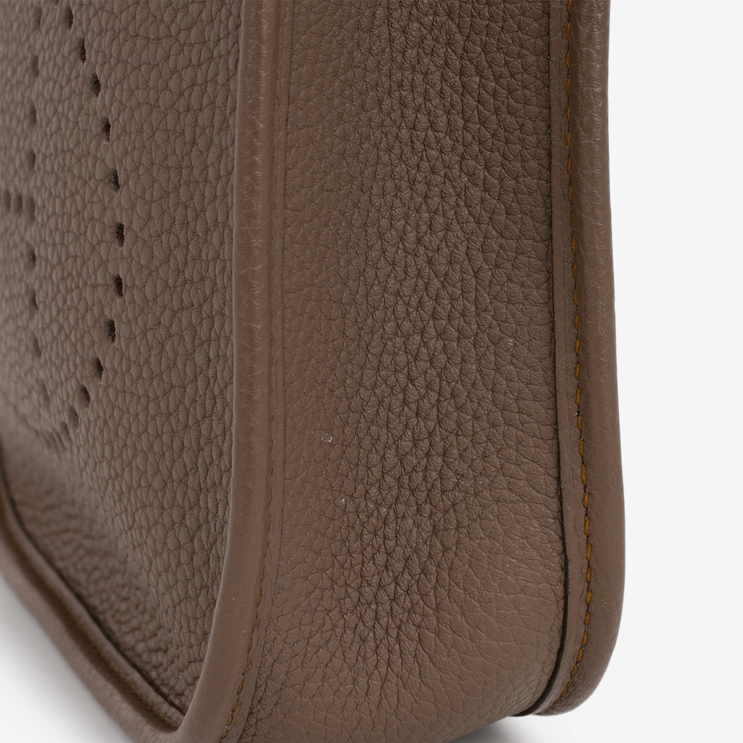 Hermès Mini Evelyne 16 - Beige De Weimar Clemence | Palladium Hardware - Image 9