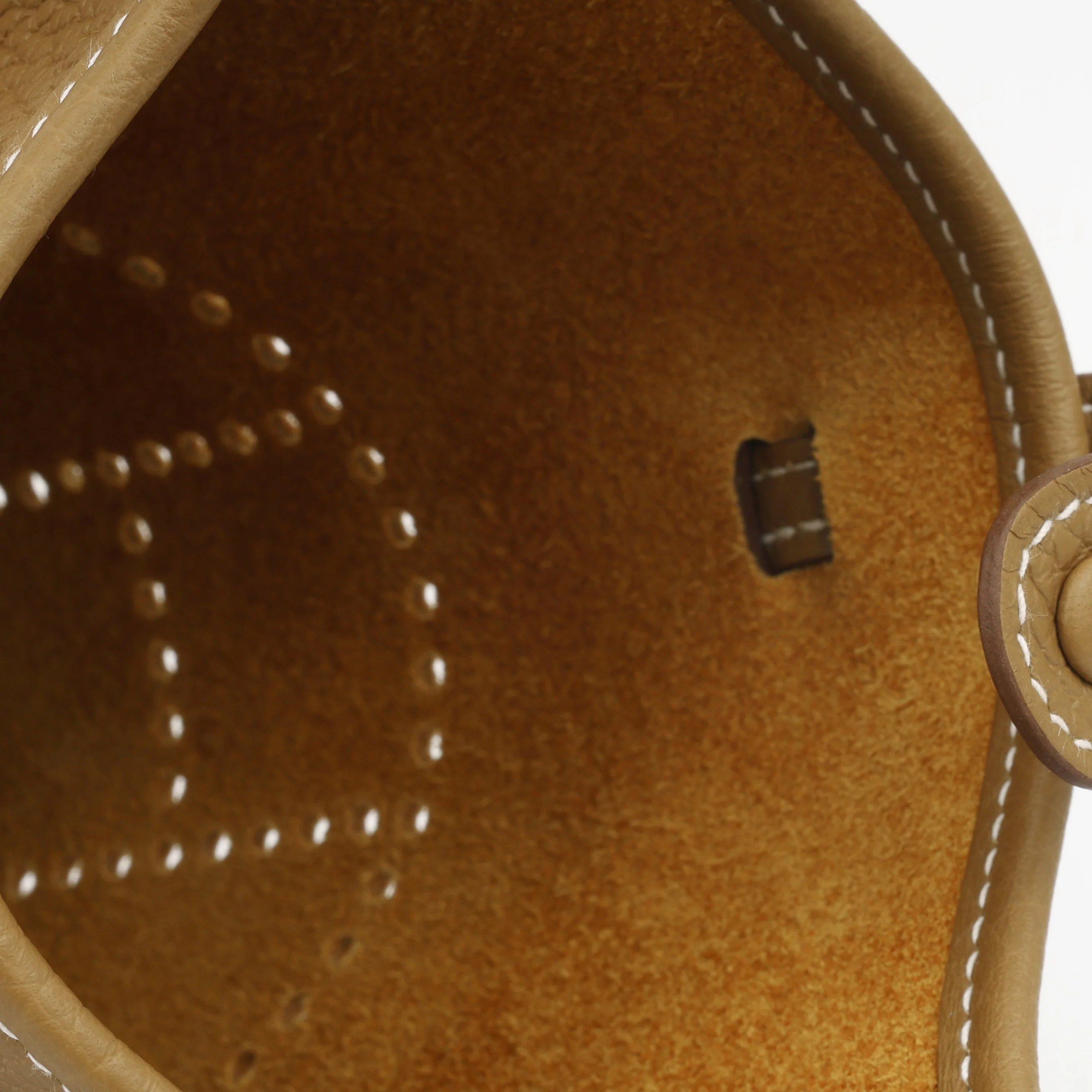 Hermès Mini Evelyne - Gold Clemence | Palladium Hardware - Image 5