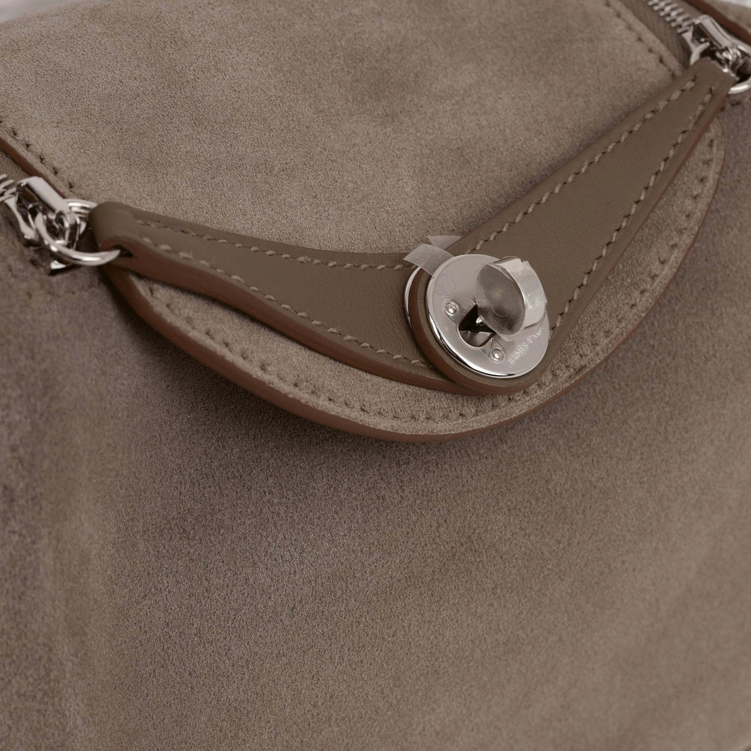 Hermès Mini Lindy - Gris Caillou / Etoupe Swift | Palladium Hardware - Image 9