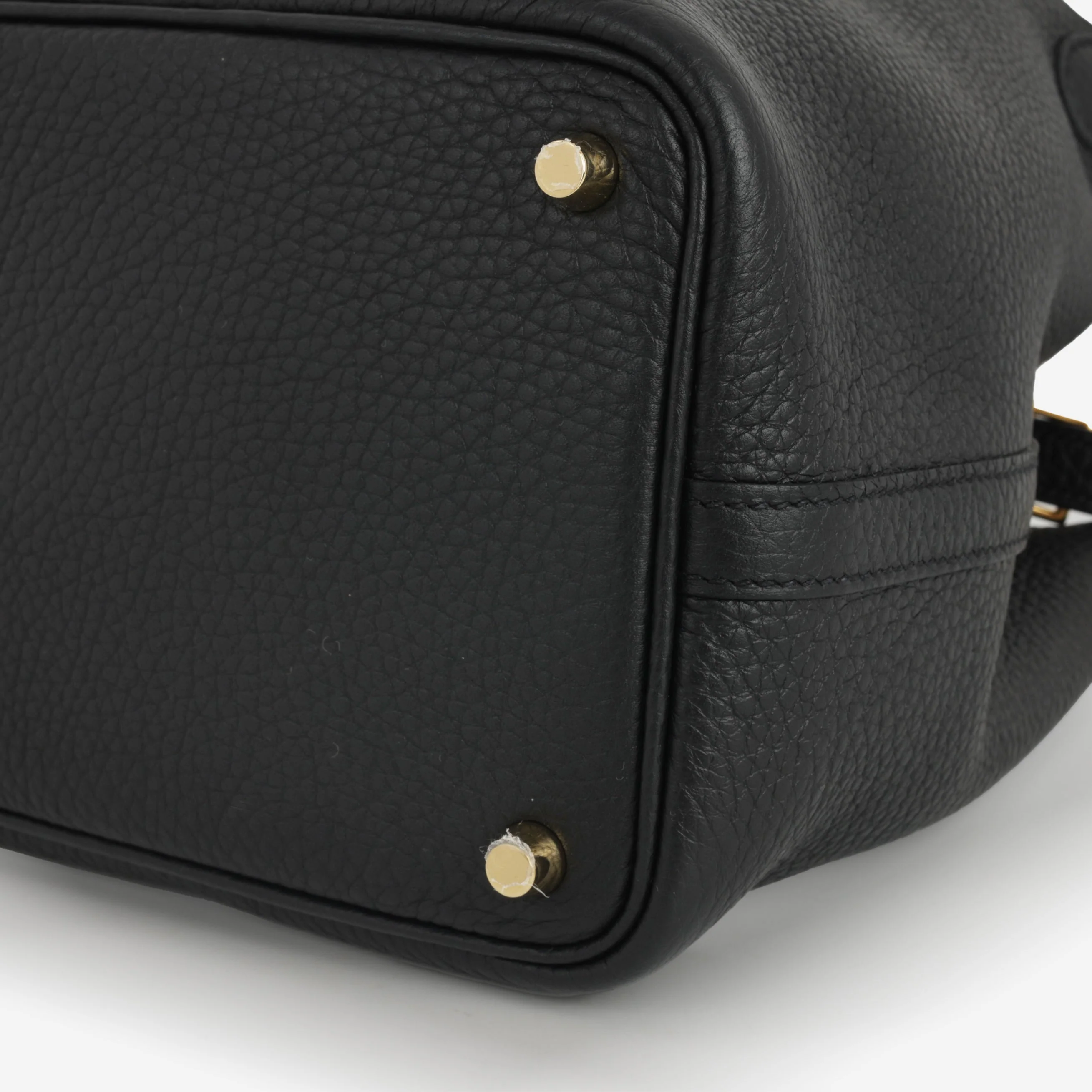 Hermès Picotin 18 - Black Clemence | Gold Hardware - Image 6