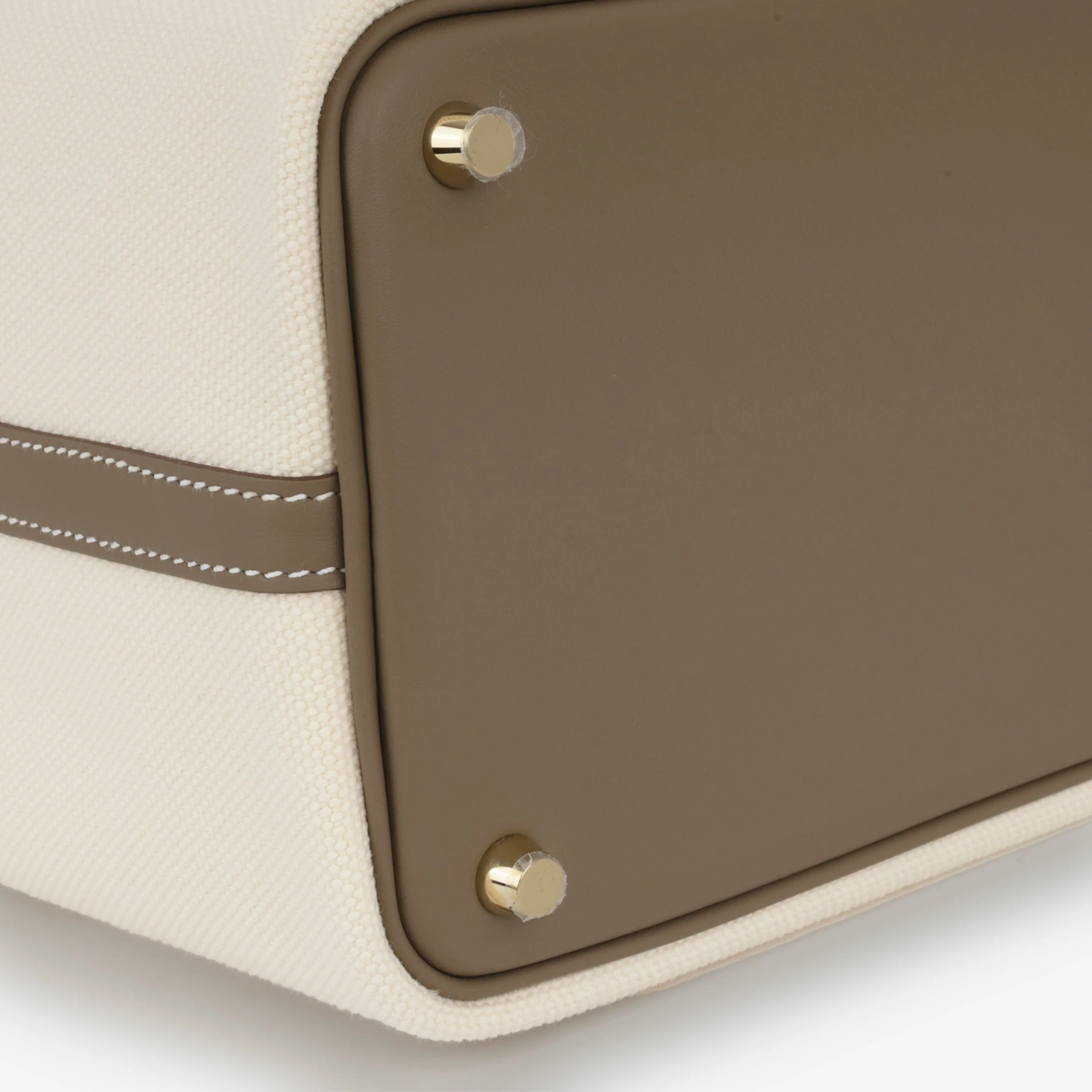 Hermès Picotin 18 Cargo - Ecru Canvas / Etoupe Swift | Gold Hardware - Image 4