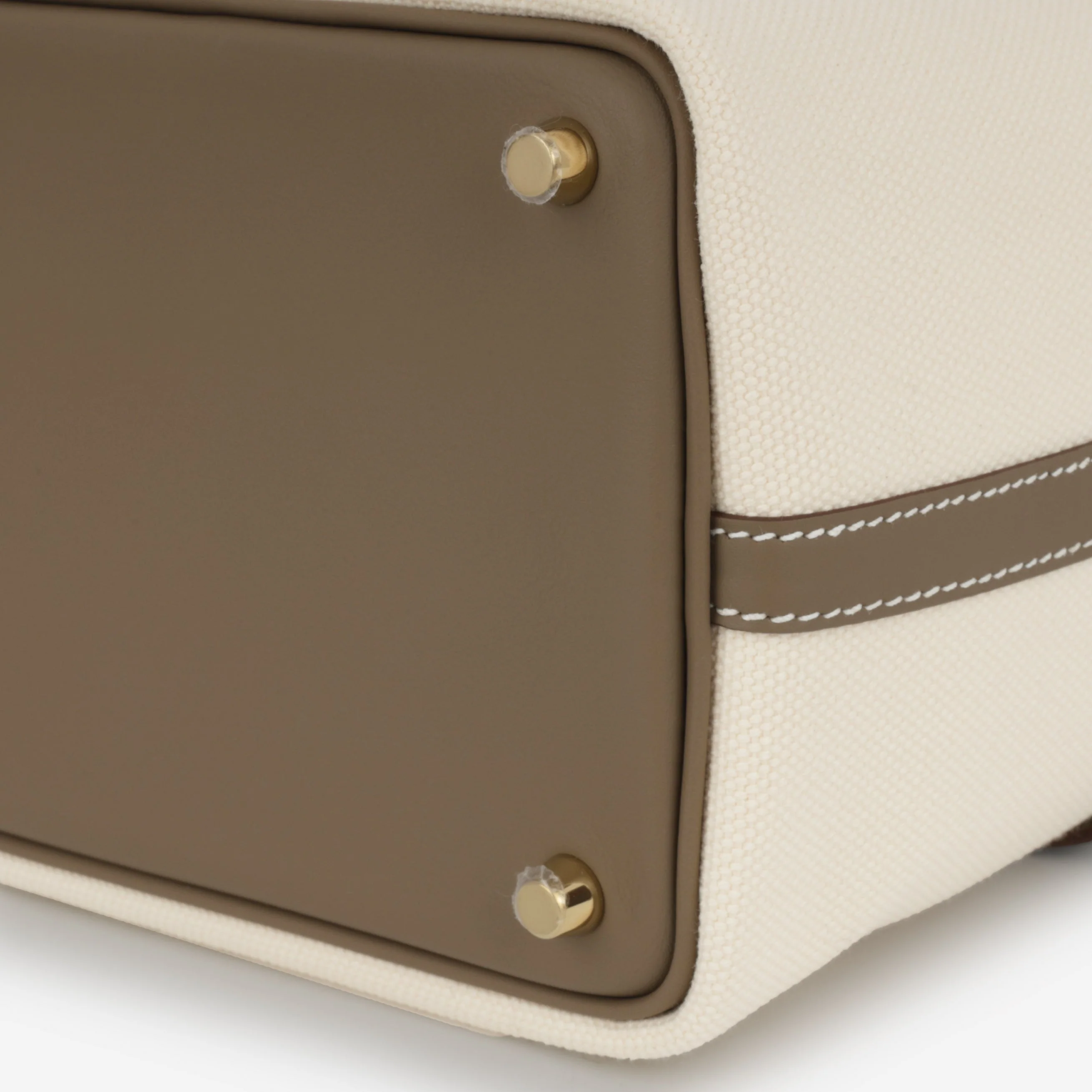 Hermès Picotin 18 Cargo - Ecru Canvas / Etoupe Swift | Gold Hardware - Image 5