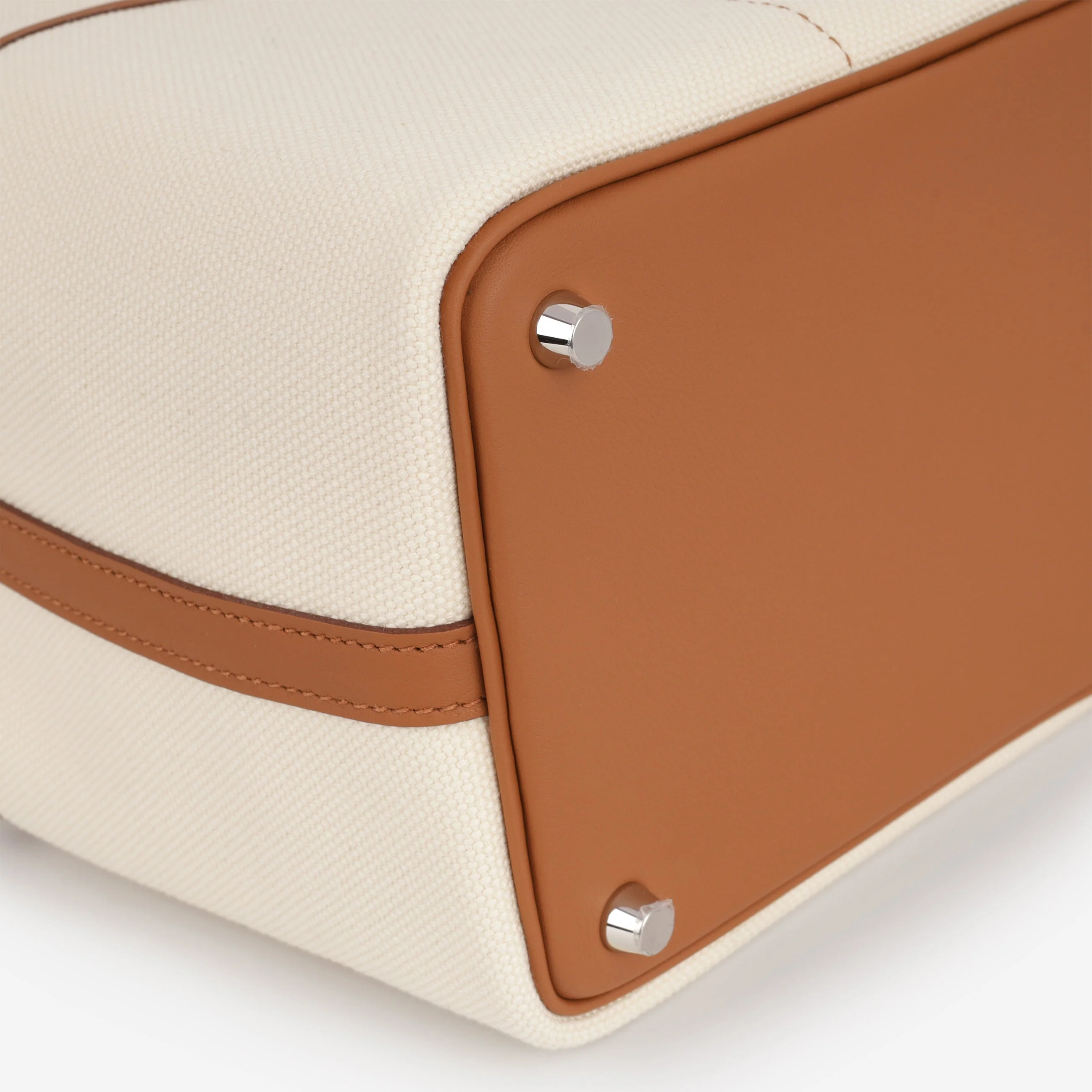 Hermès Picotin 18 Cargo - Ecru Canvas / Gold Swift | Palladium Hardware - Image 5