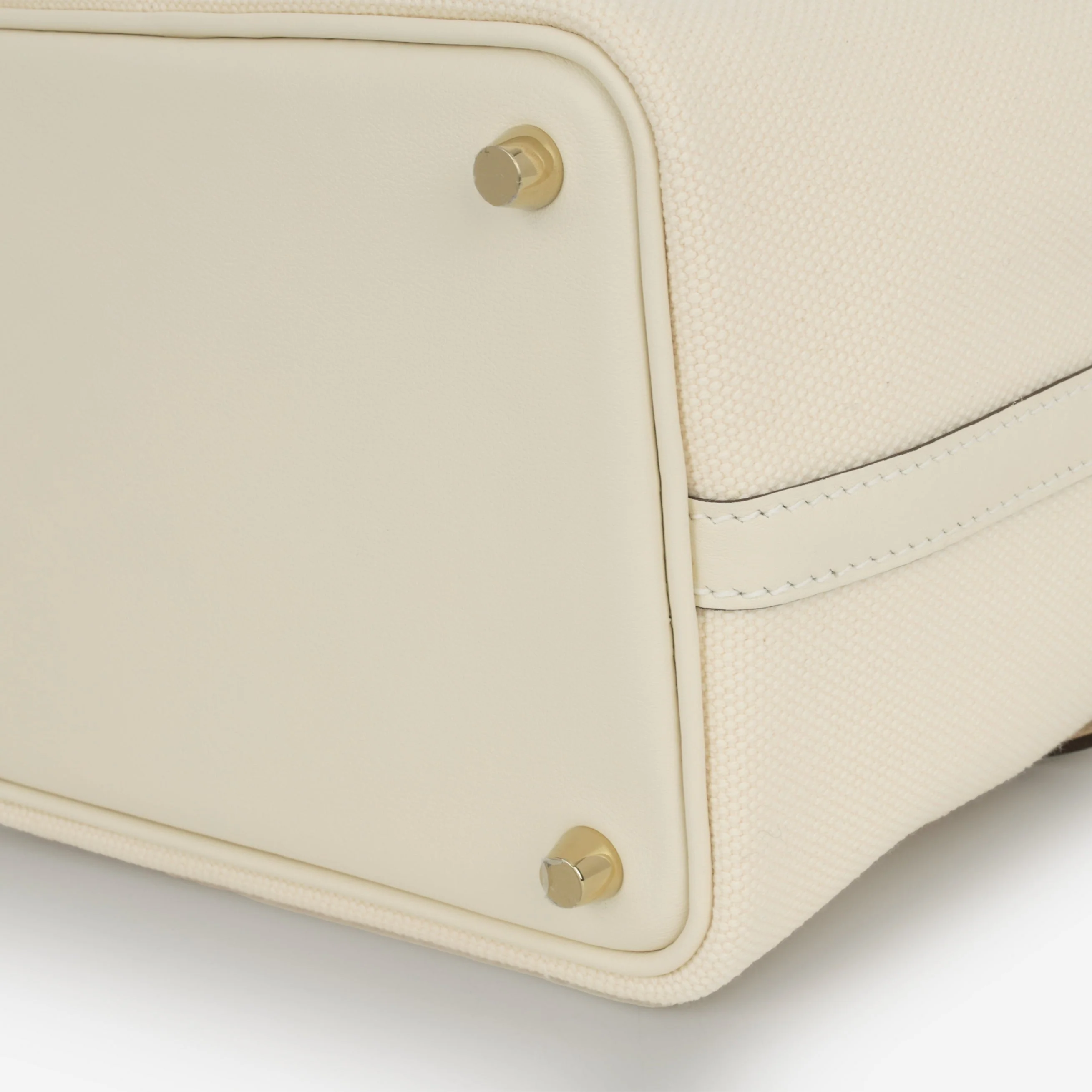 Hermès Picotin 18 Cargo - Ecru Canvas / Nata Swift | Gold Hardware - Image 6