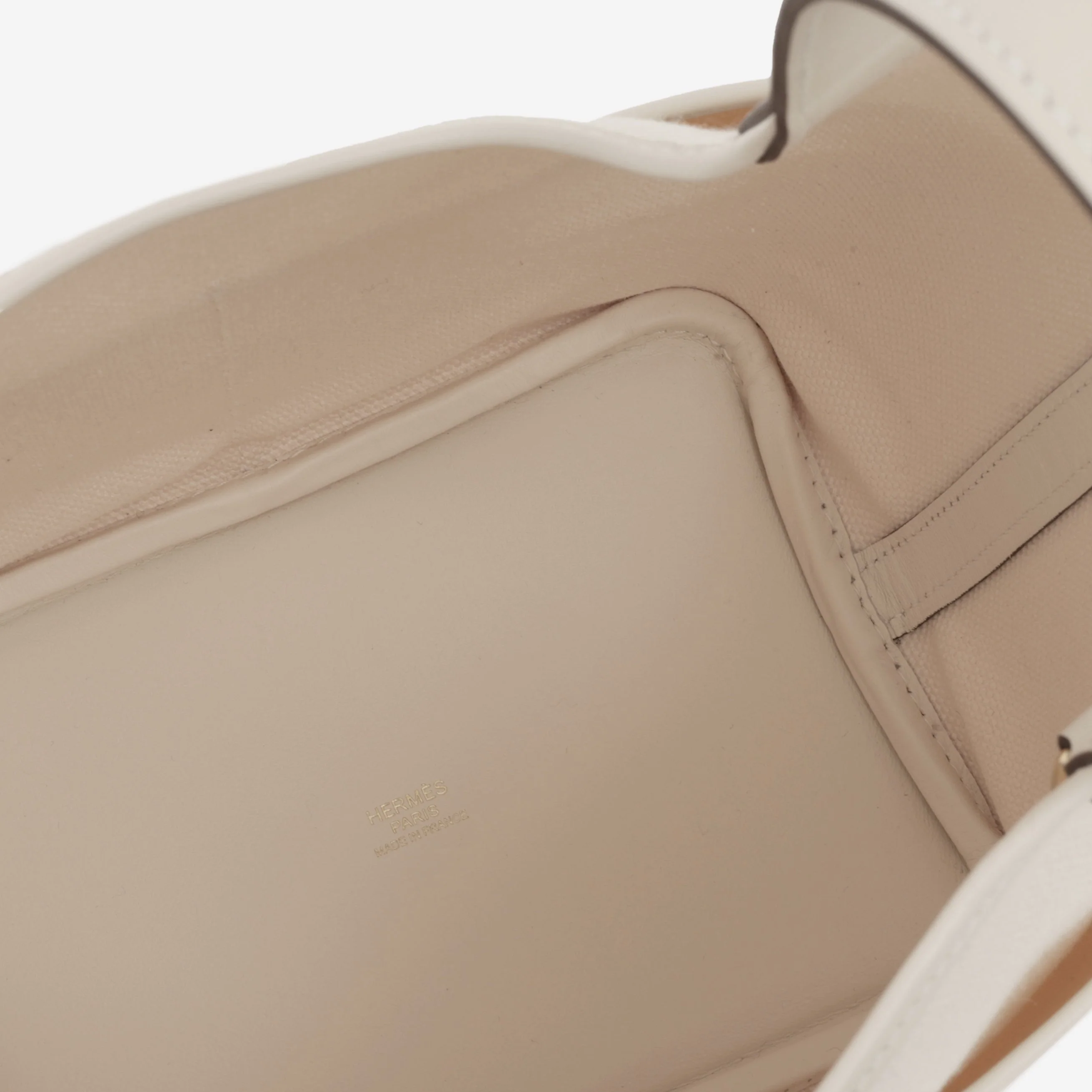 Hermès Picotin 18 Cargo - Ecru Canvas / Nata Swift | Gold Hardware - Image 7