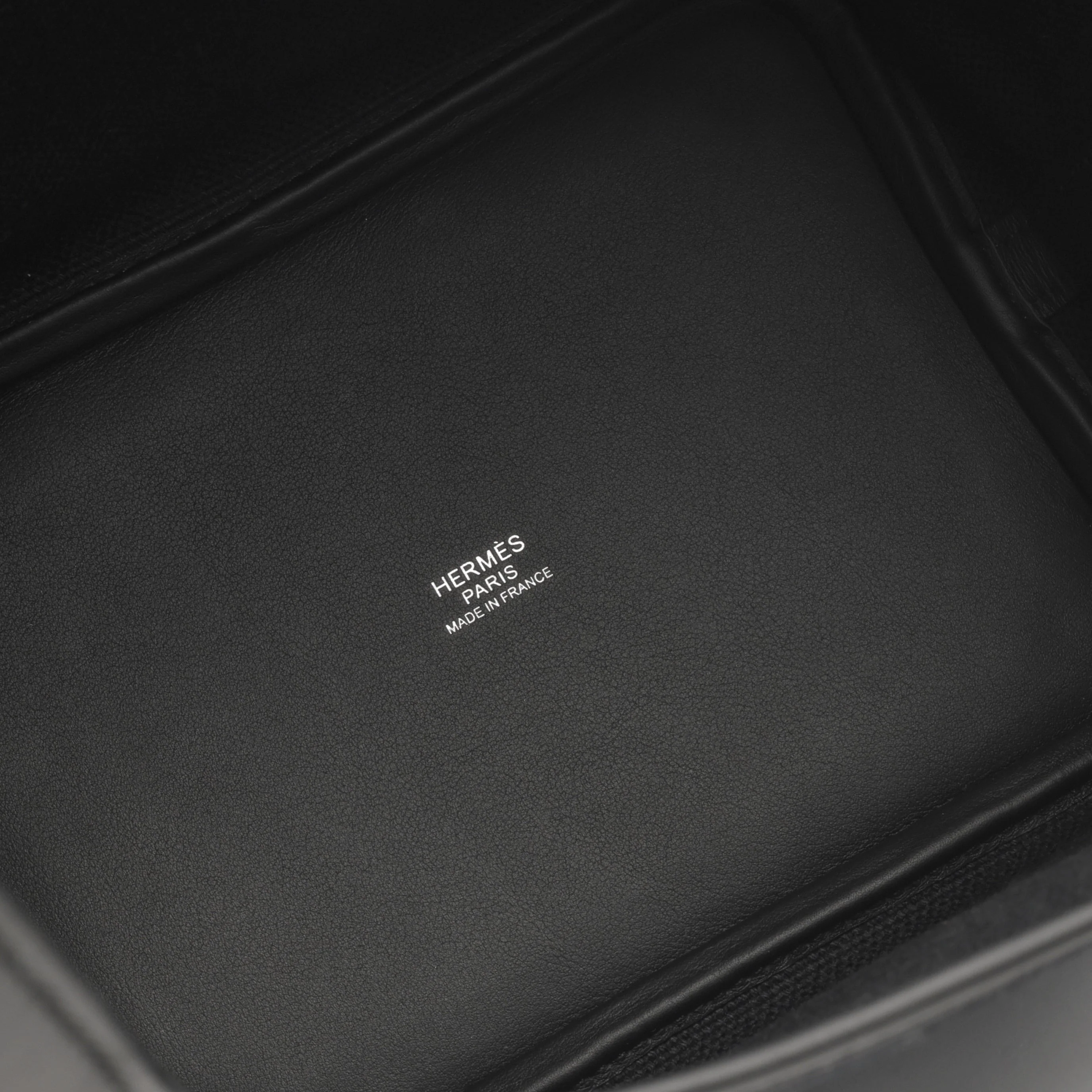 Hermès Picotin 18 Cargo - Noir Canvas / Swift | Palladium Hardware - Image 5
