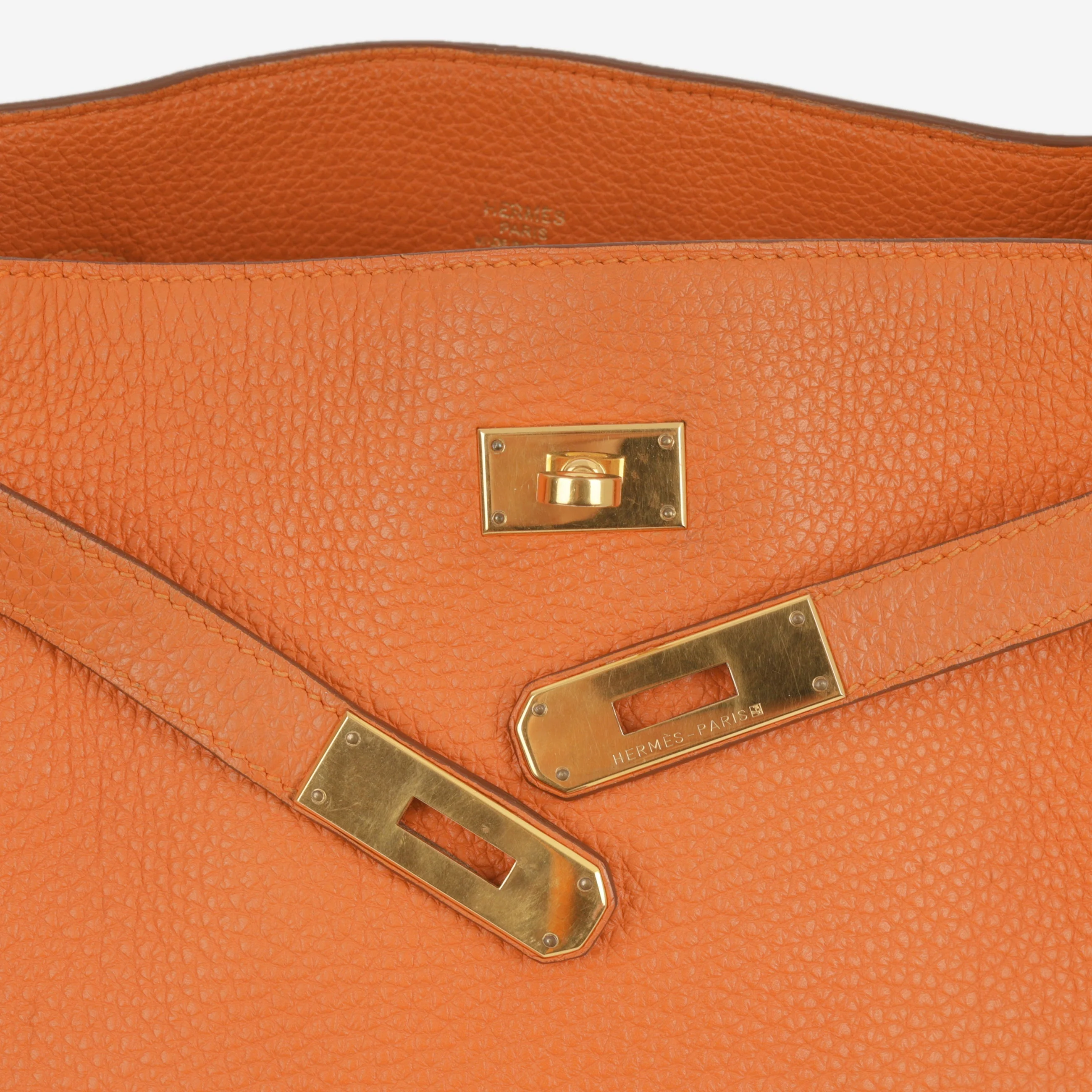 Hermès So Kelly 26 - Orange Togo | Gold Hardware - Image 8