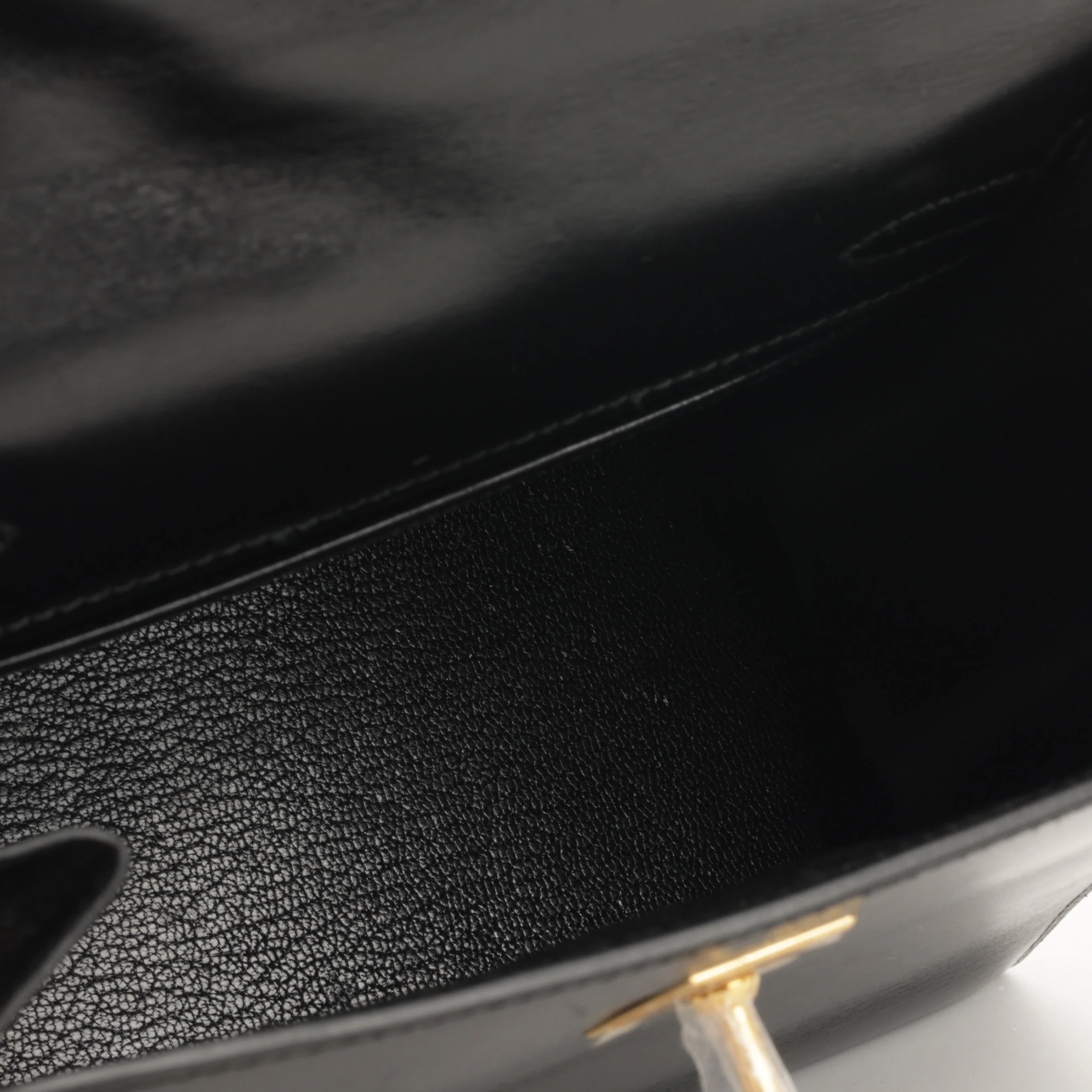 Hermès Vintage Kelly 20 - Black Box Calf | Gold Hardware - Image 10