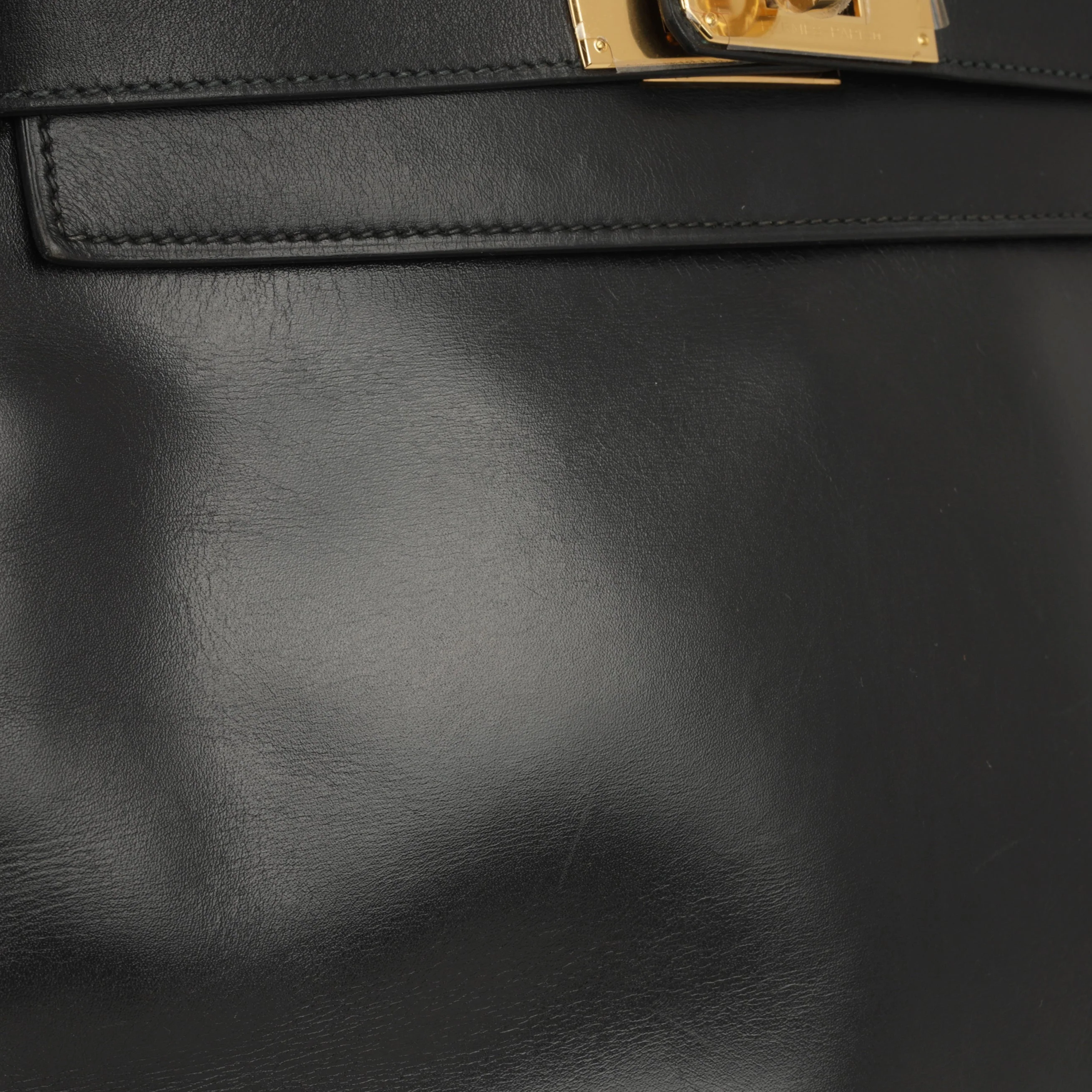 Hermès Vintage Kelly 28 - Black Box Calf | Gold Hardware - Image 13