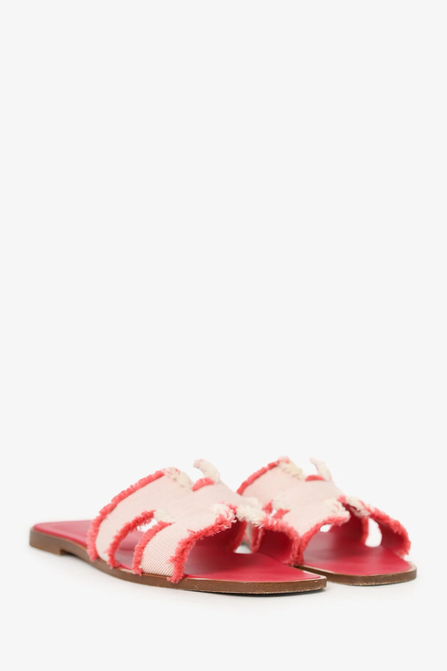 Hermès Pink Maxi Fringed Canvas Oran Sandals Size 39 - Image 2