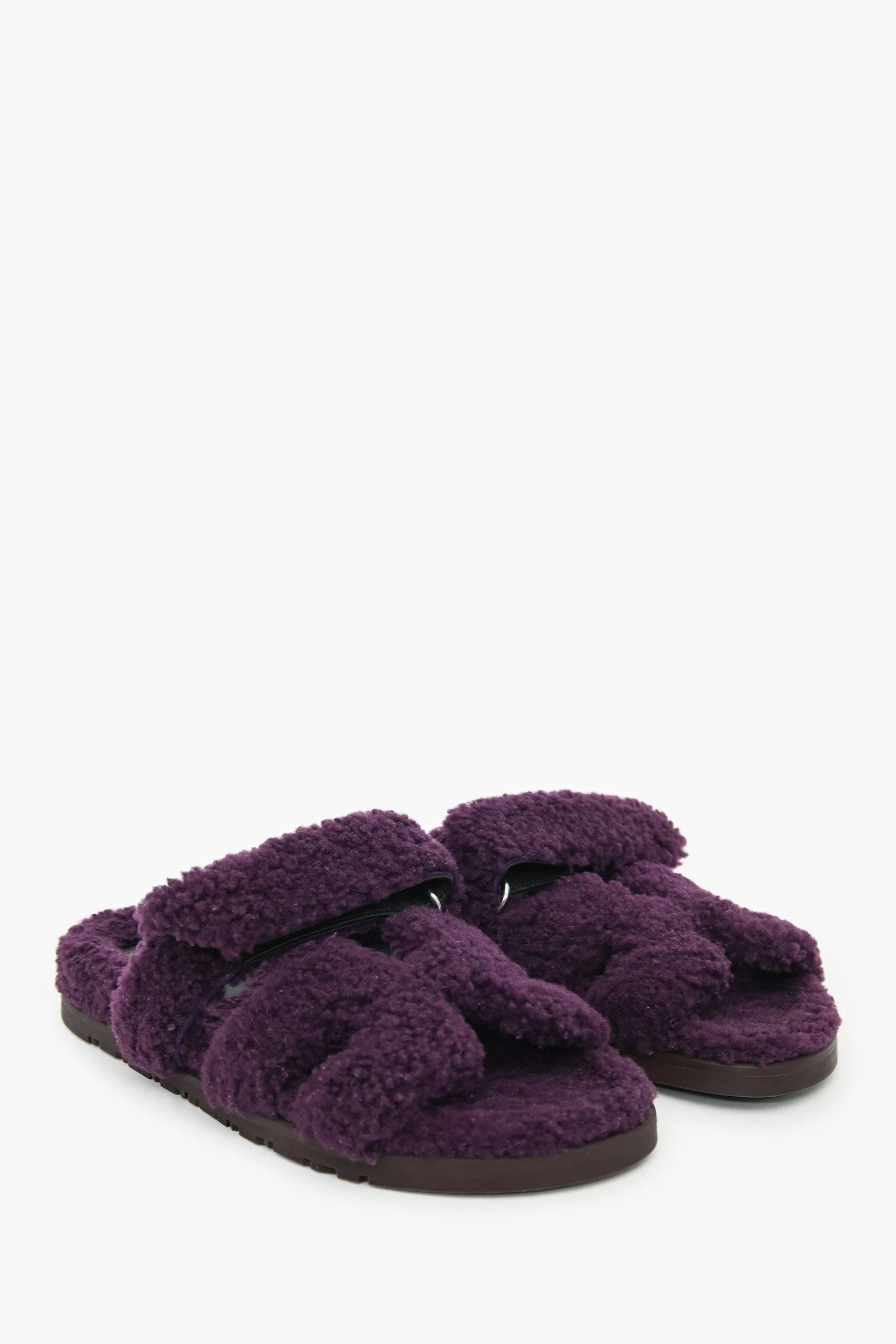 Hermès Purple Shearling Leather Chypre Sandals Size 36 - Image 2