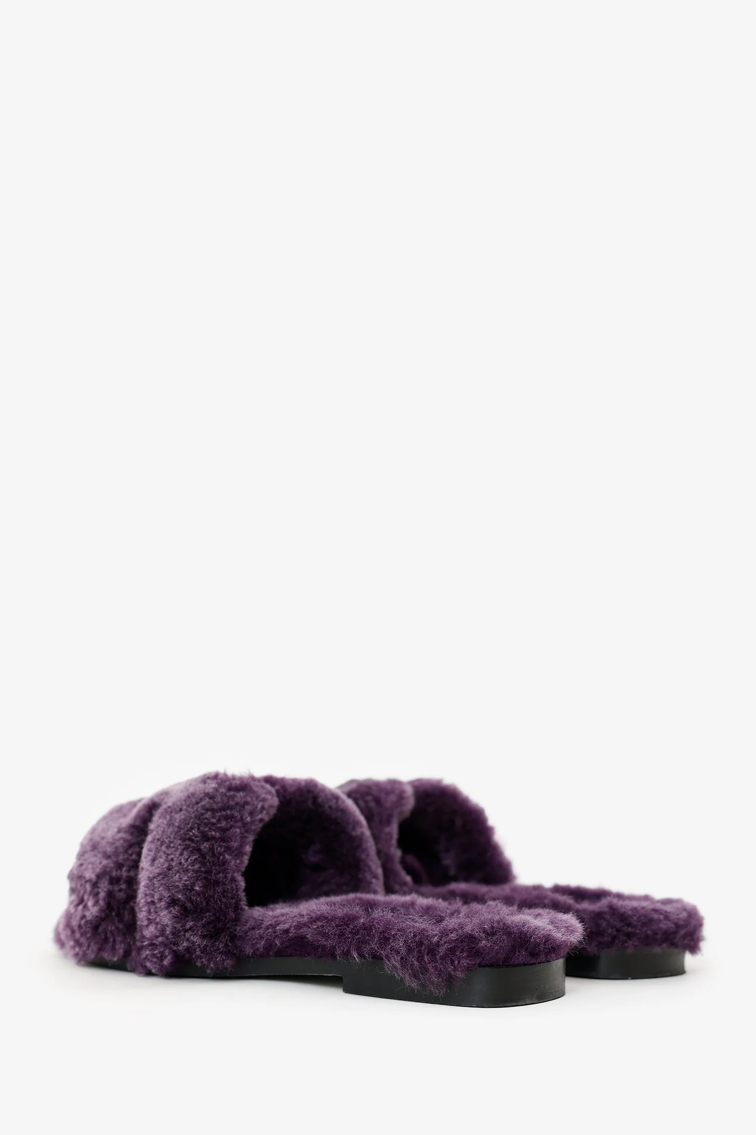 Hermès Purple Shearling 'Oran' Sandals Size 34 - Image 4