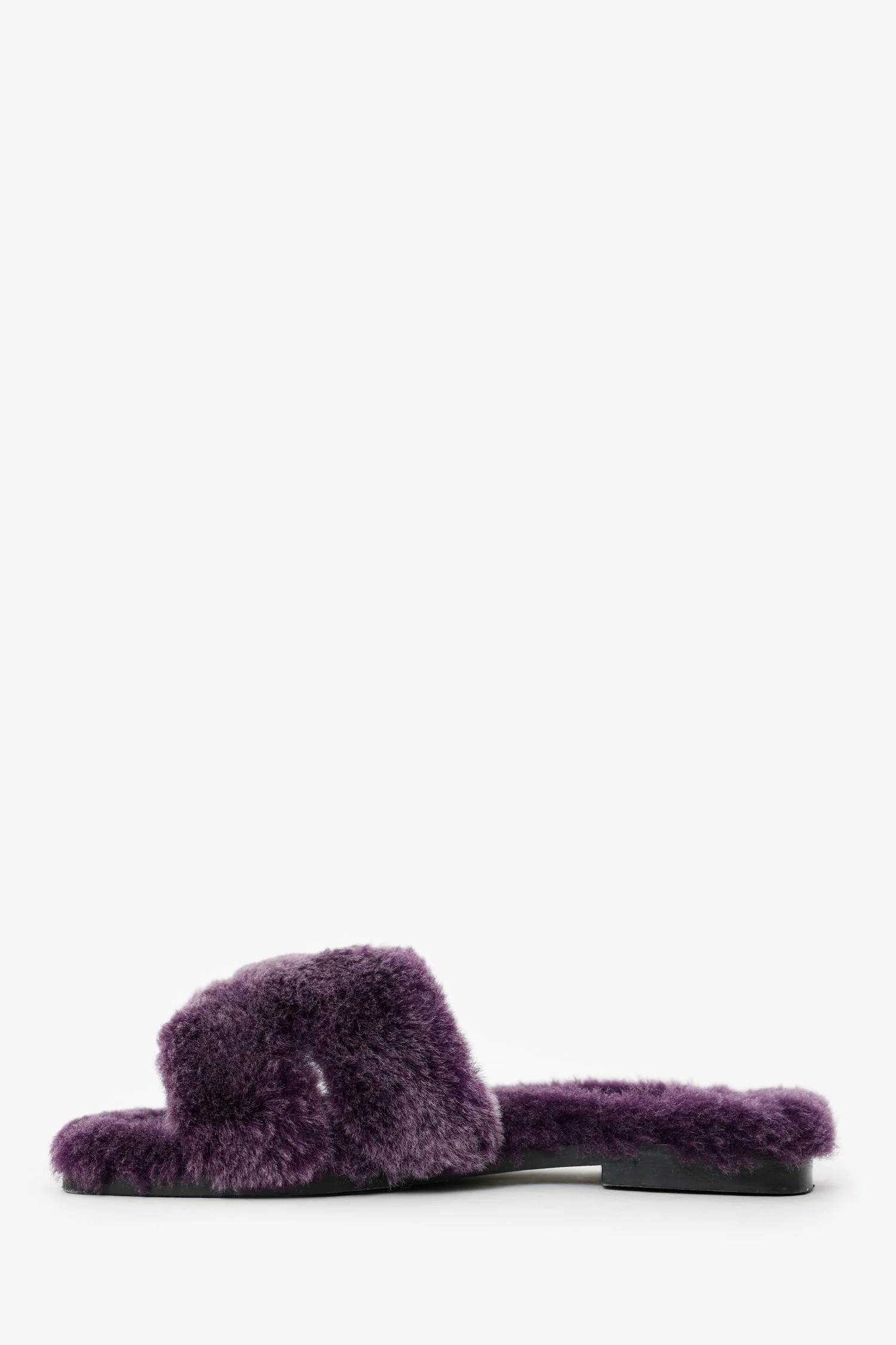 Hermès Purple Shearling 'Oran' Sandals Size 34 - Image 5