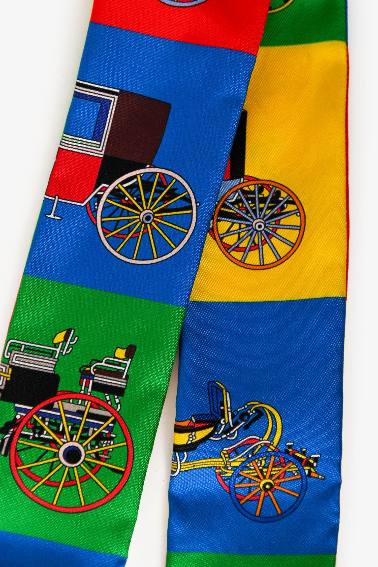 Hermès Silk Multicolour Carriage Twilly - Image 3
