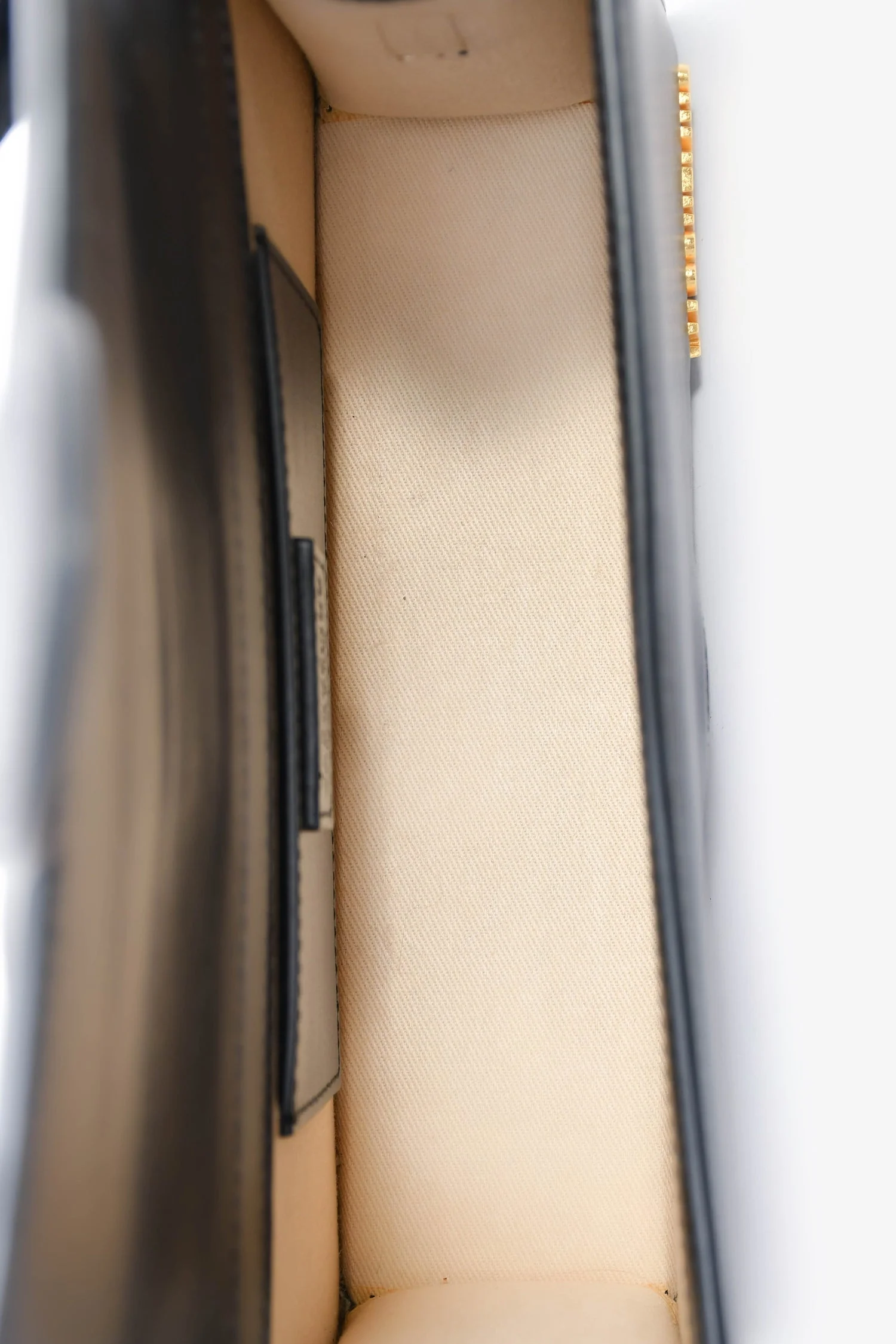 Jacquemus Black Leather 'Le Bambino' Large Shoulder Bag with Strap - Image 5