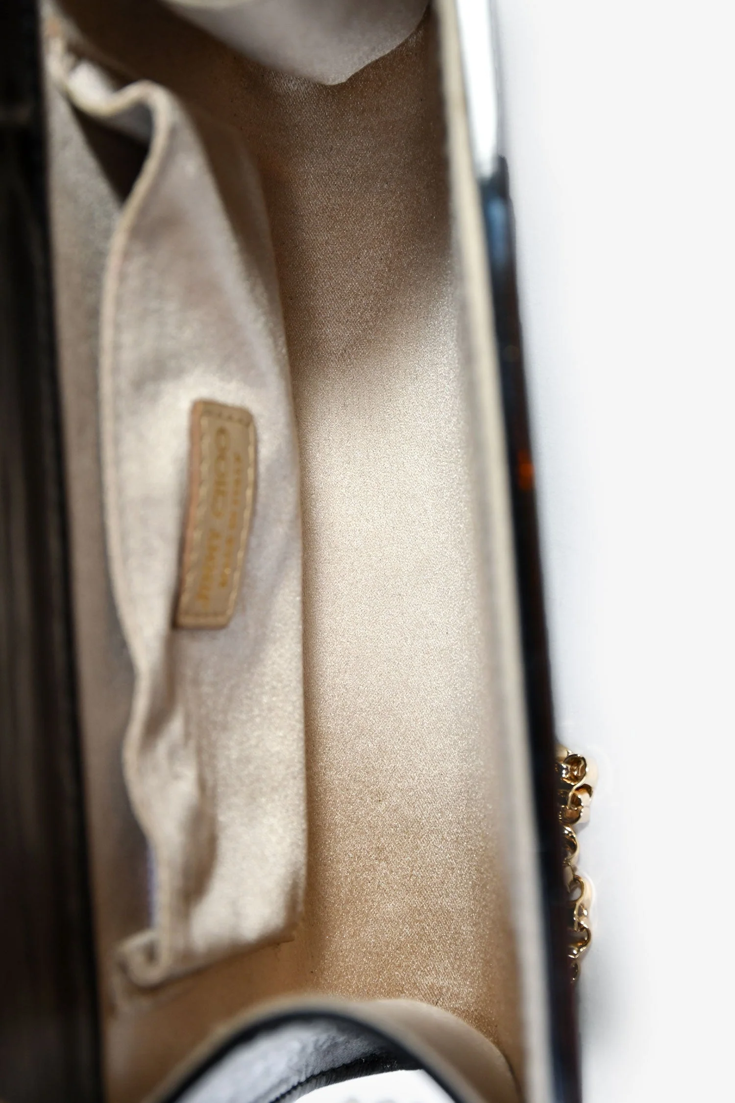 Jimmy Choo Black/Gold Acrylic Star Clutch With Chain - Image 6