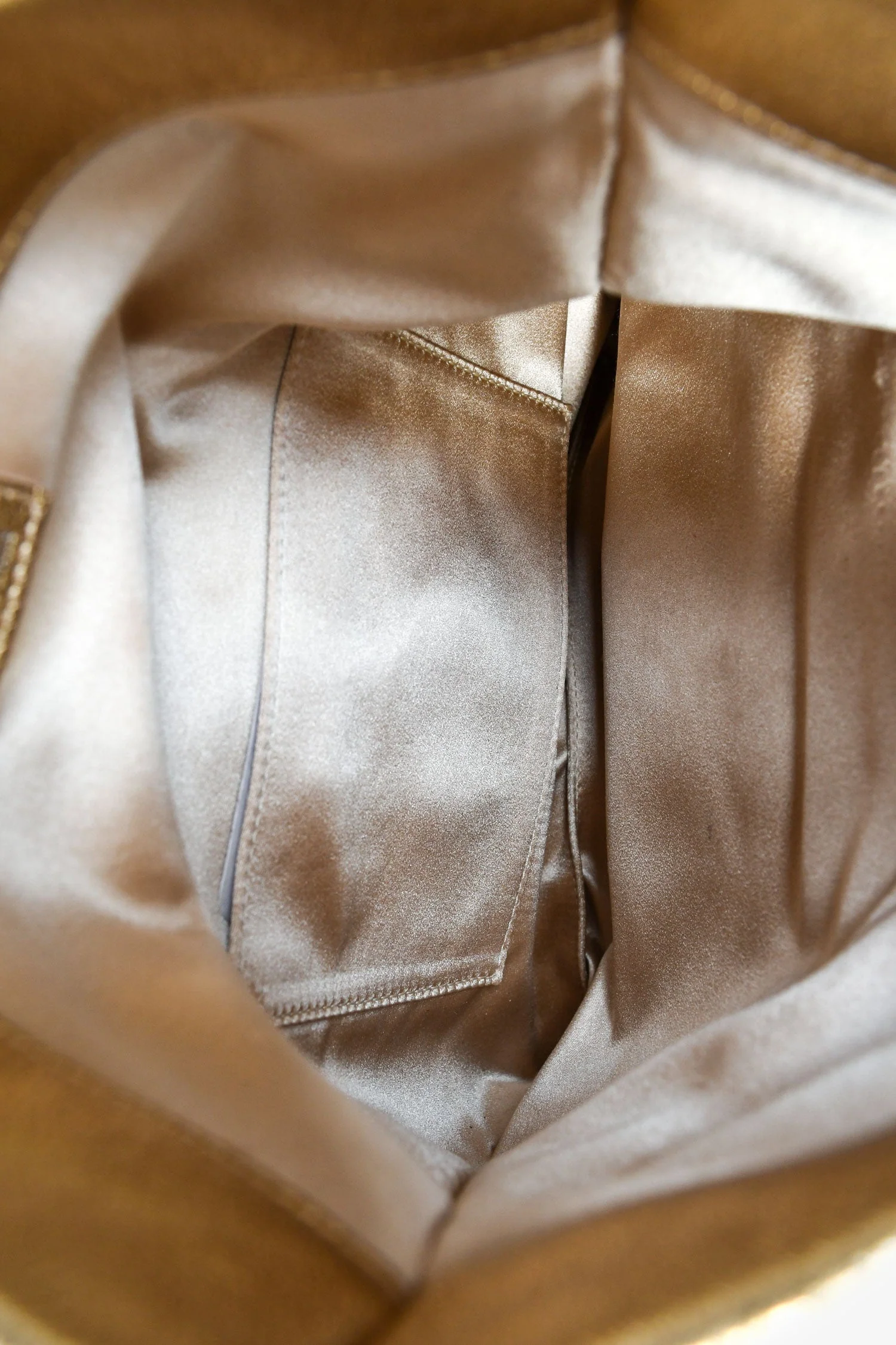 Jimmy Choo Gold Leather Silver Chain Mesh Fold Over Clutch With Bracelet Chain - Image 6