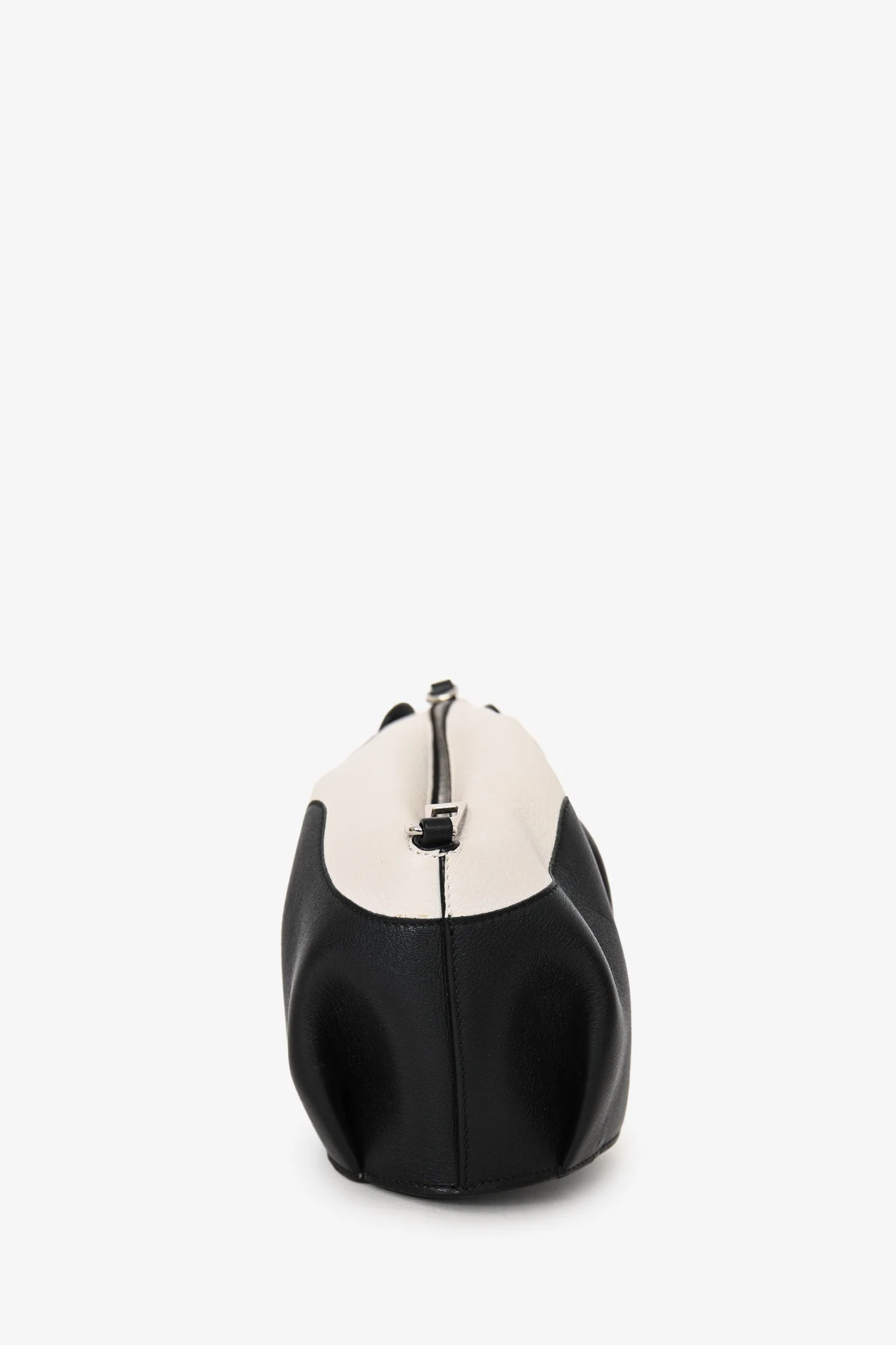 Loewe 2016 Black/White Leather Panda Animal Crossbody With Strap - Image 4