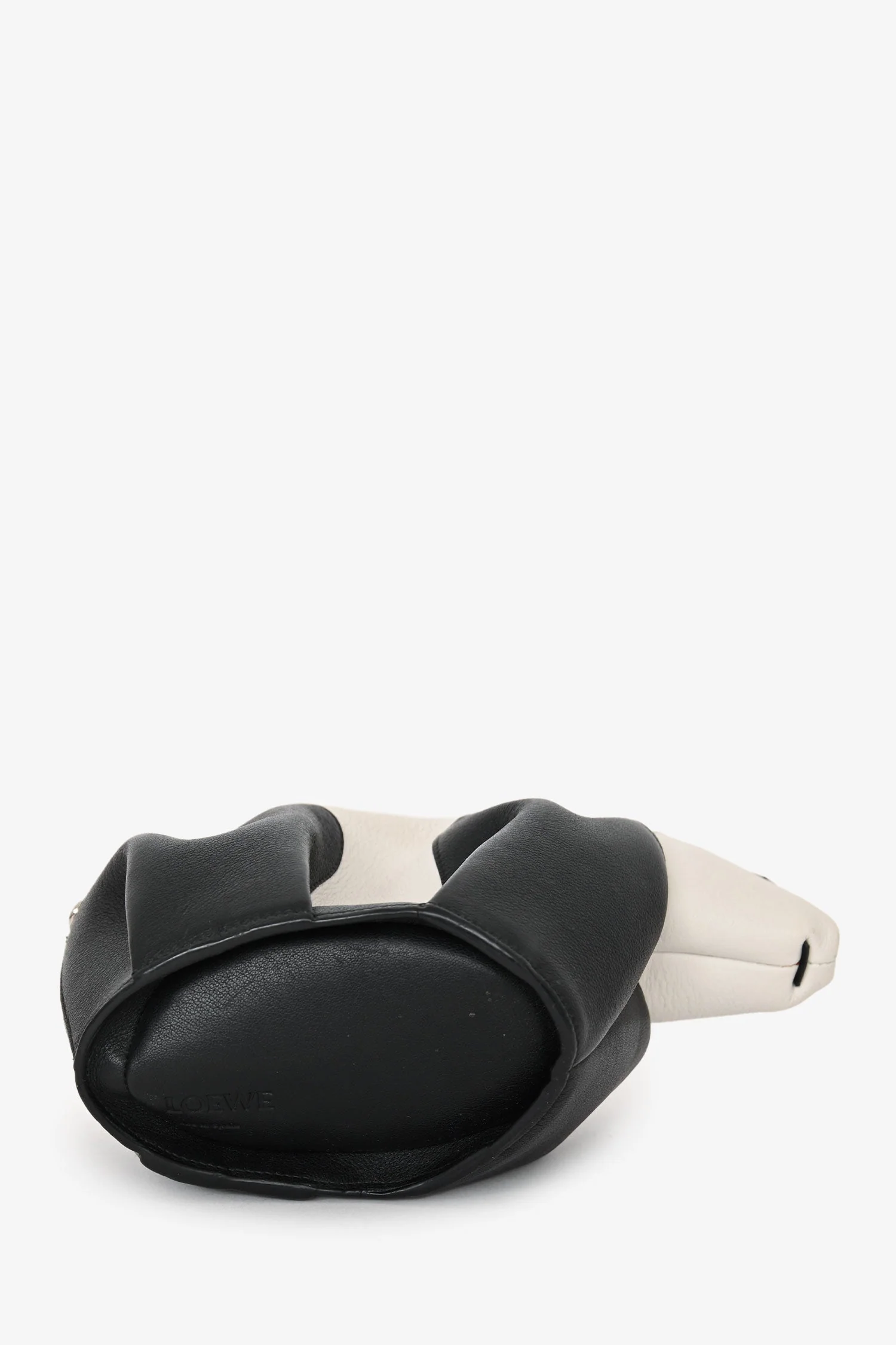Loewe 2016 Black/White Leather Panda Animal Crossbody With Strap - Image 5