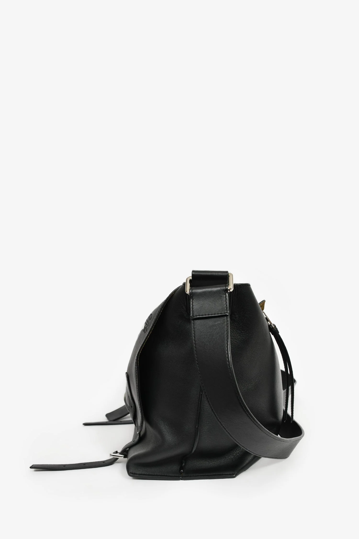 Loewe Black Leather Mushroom Messenger Bag - Image 4
