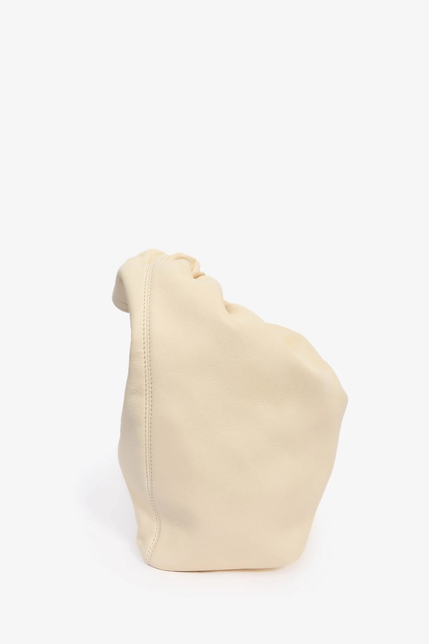 Loewe Cream Leather 'Squeeze' Small Chain Shoulder Bag - Image 4