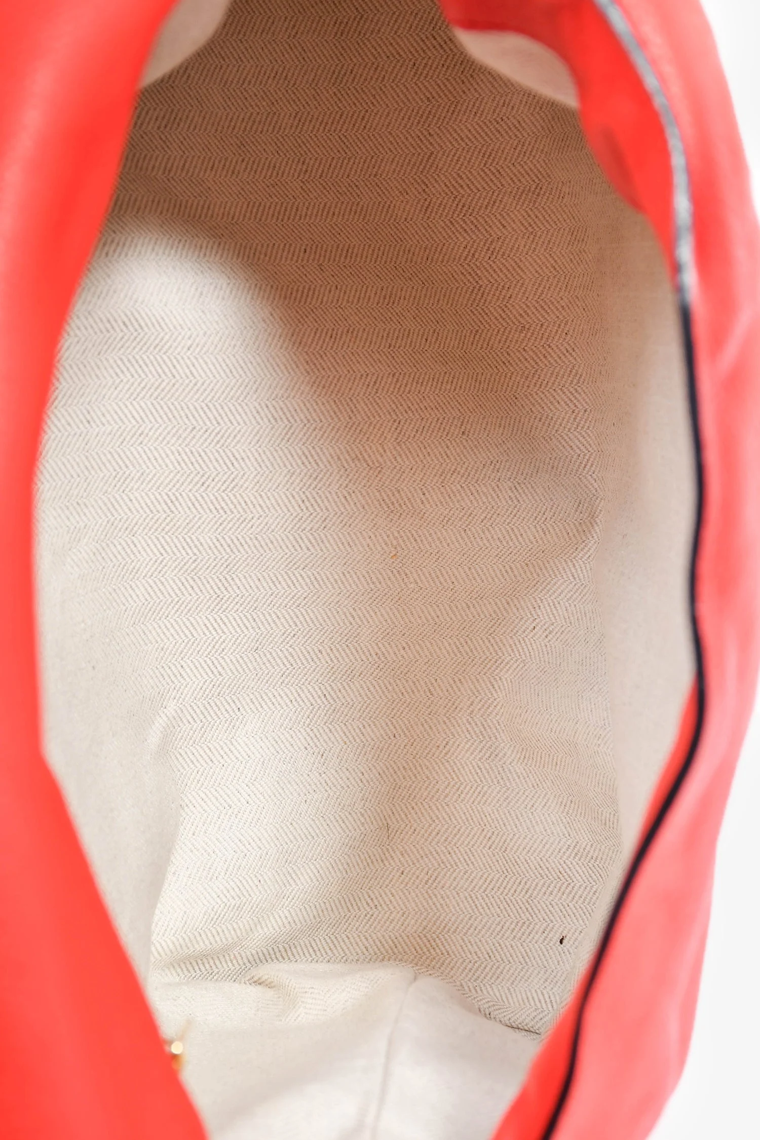 Loewe Red Leather Large Flamenco Knot Front Flap Crossbody - Image 6