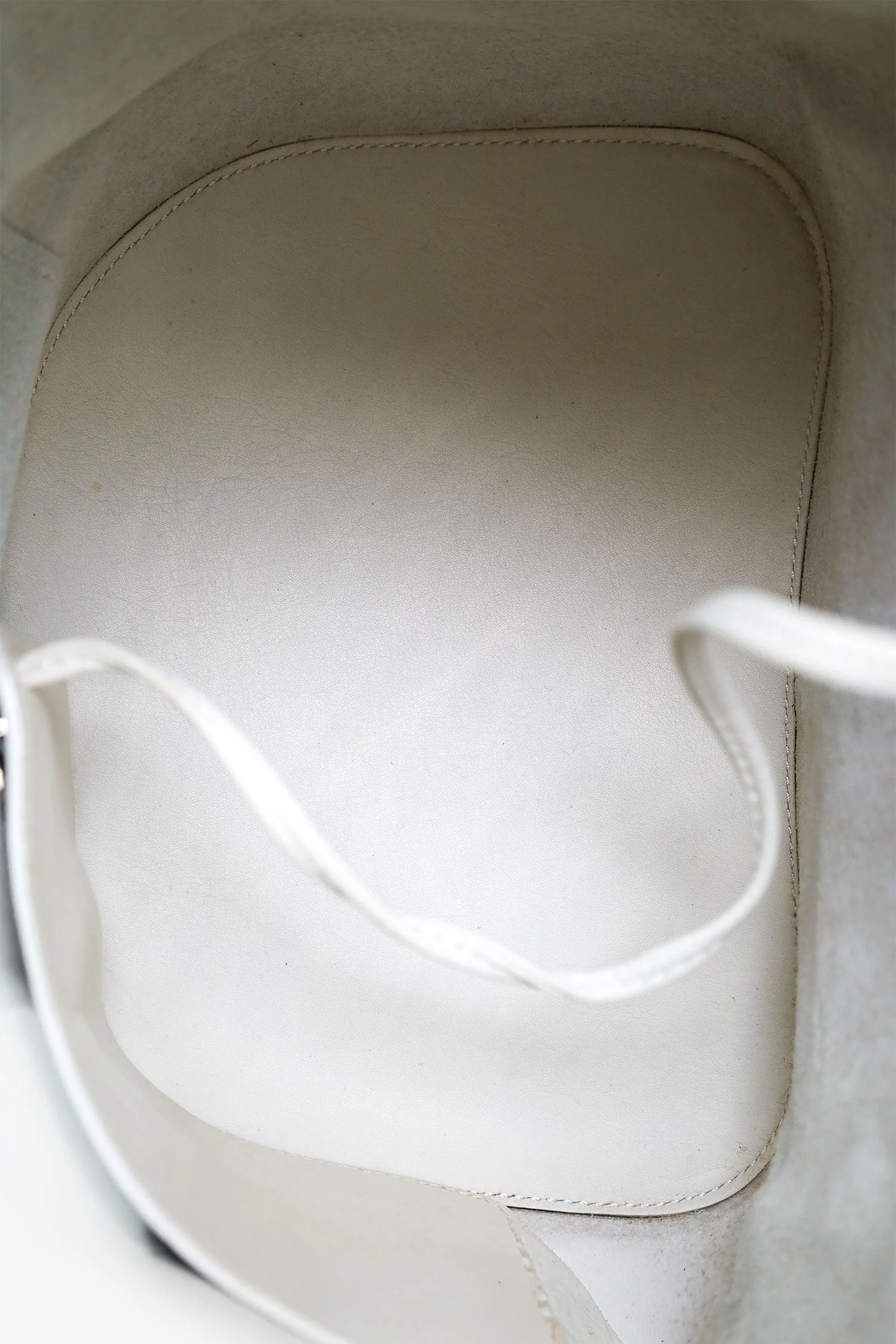 Loewe White Leather 'Anton' Backpack With Pouch - Image 7