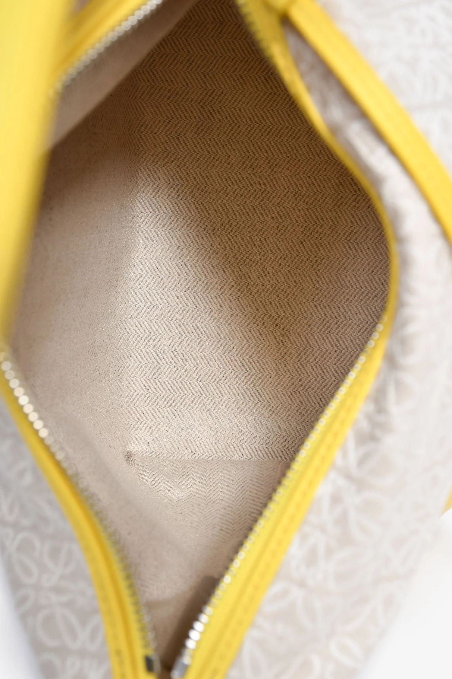 Loewe Yellow Leather Canvas 'Cubi' Shoulder Bag - Image 6