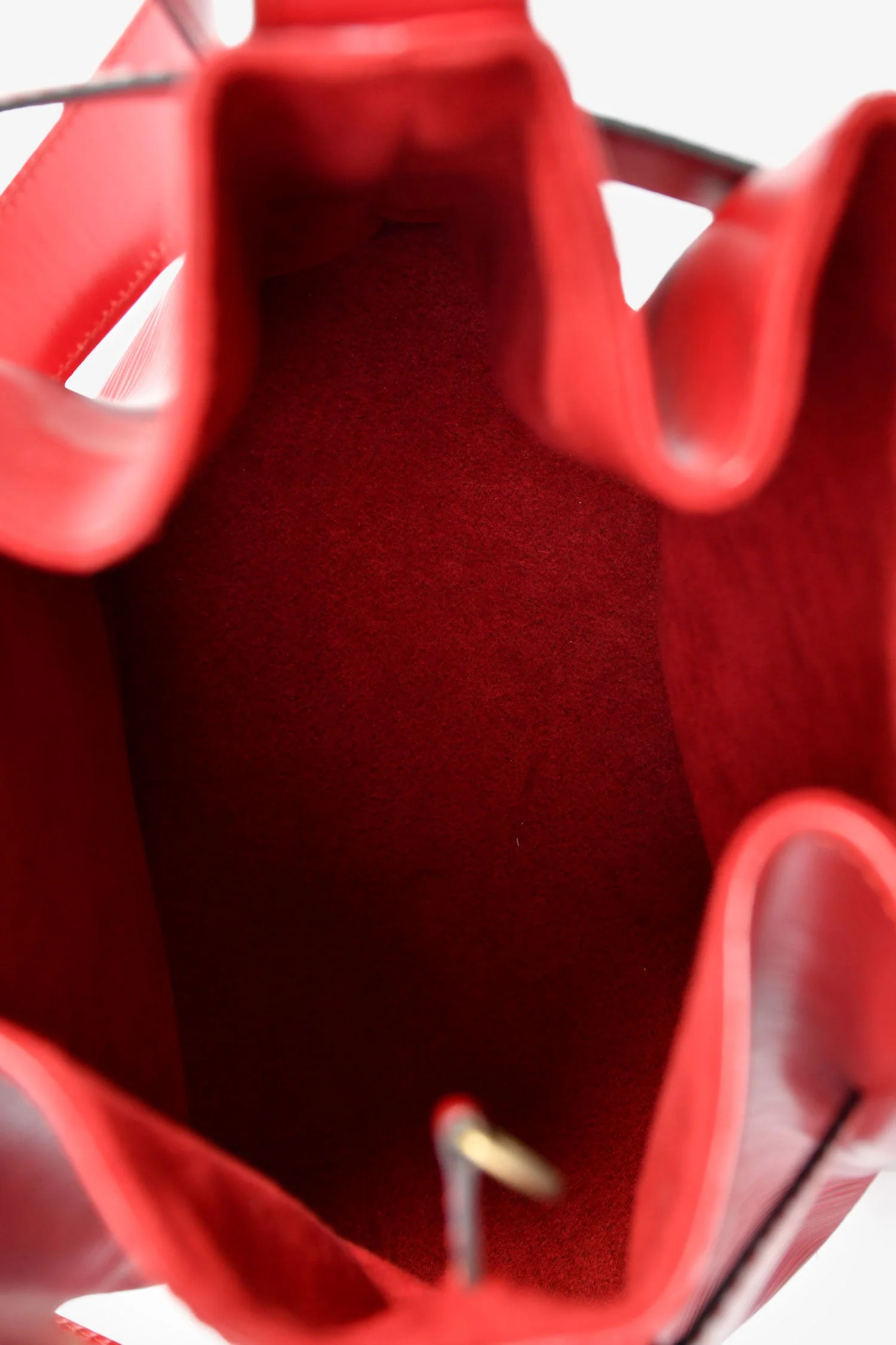 Louis Vuitton 1996 Red Epi Leather 'Sac d'Epaule' Shoulder Bag - Image 6